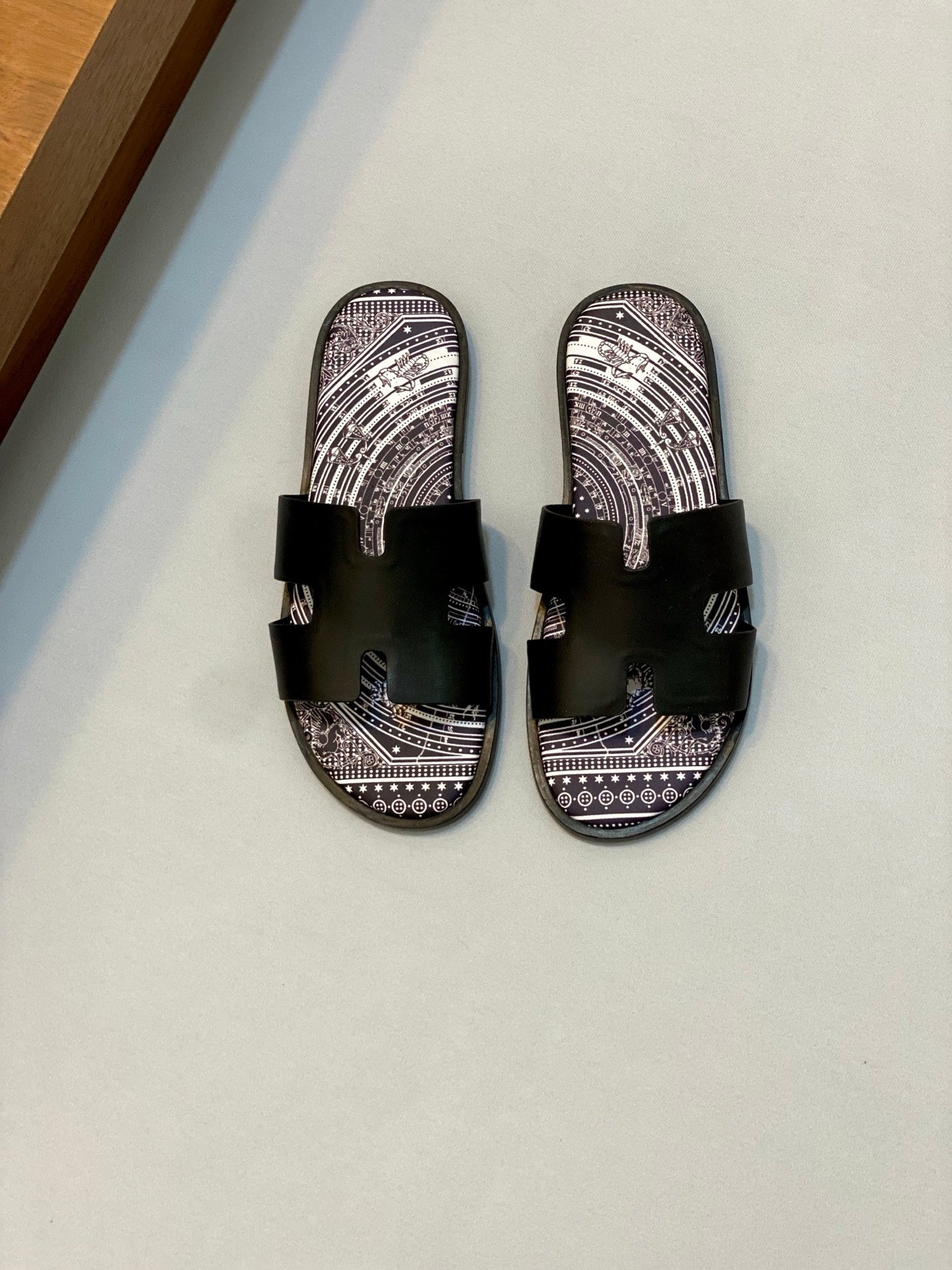 LuxluxHouse Best Quality Sandals Hermes