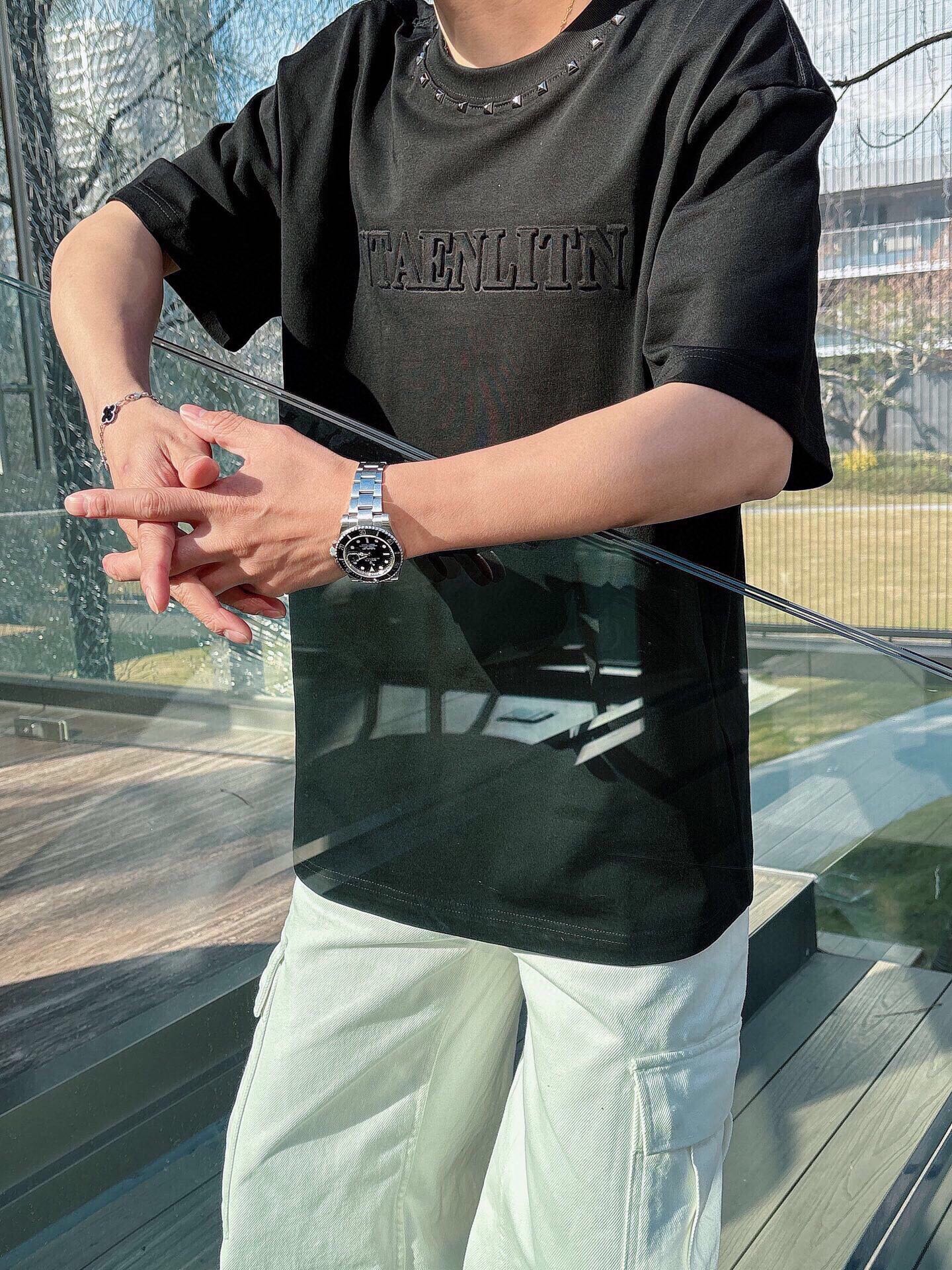 LuxluxHouse Best Quality Clothes Valentino T-shirt