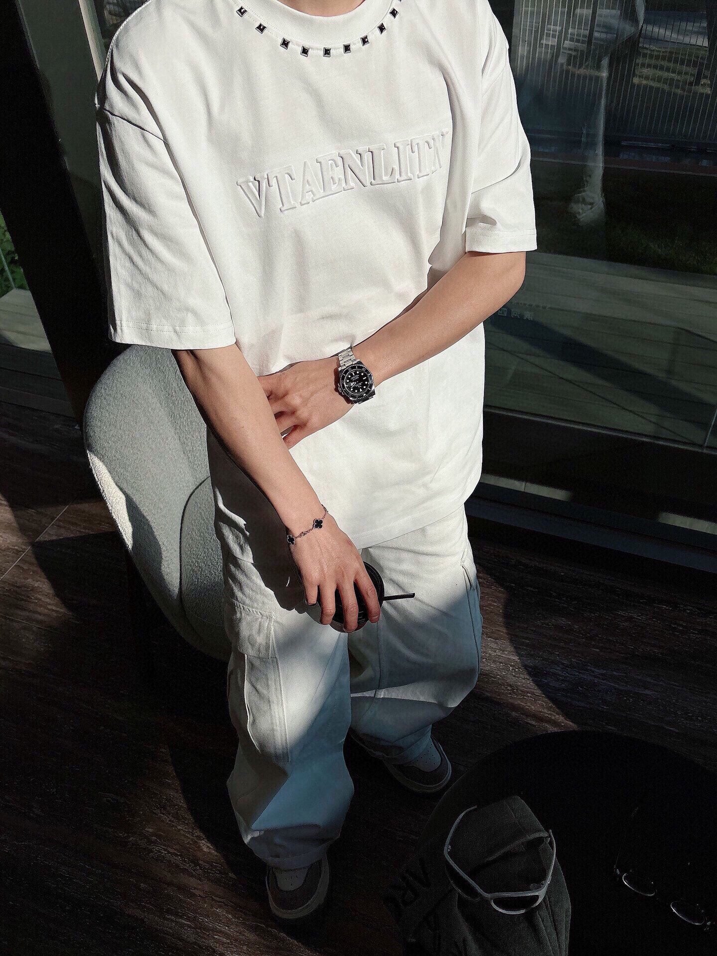 LuxluxHouse Best Quality Clothes Valentino T-shirt