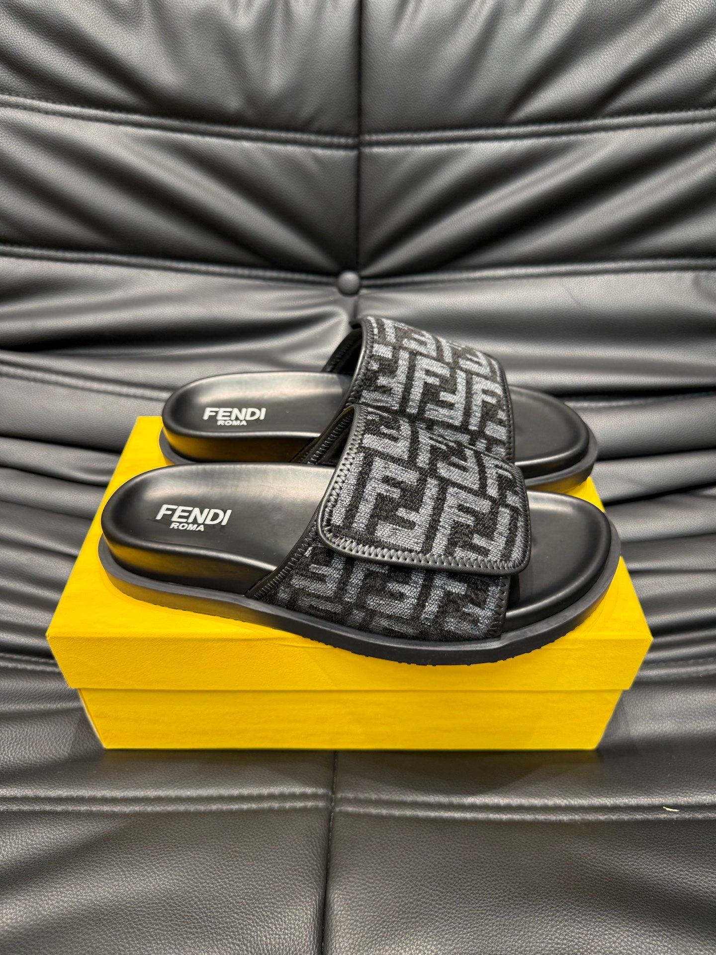 LuxluxHouse Best Quality Sandals Fendi