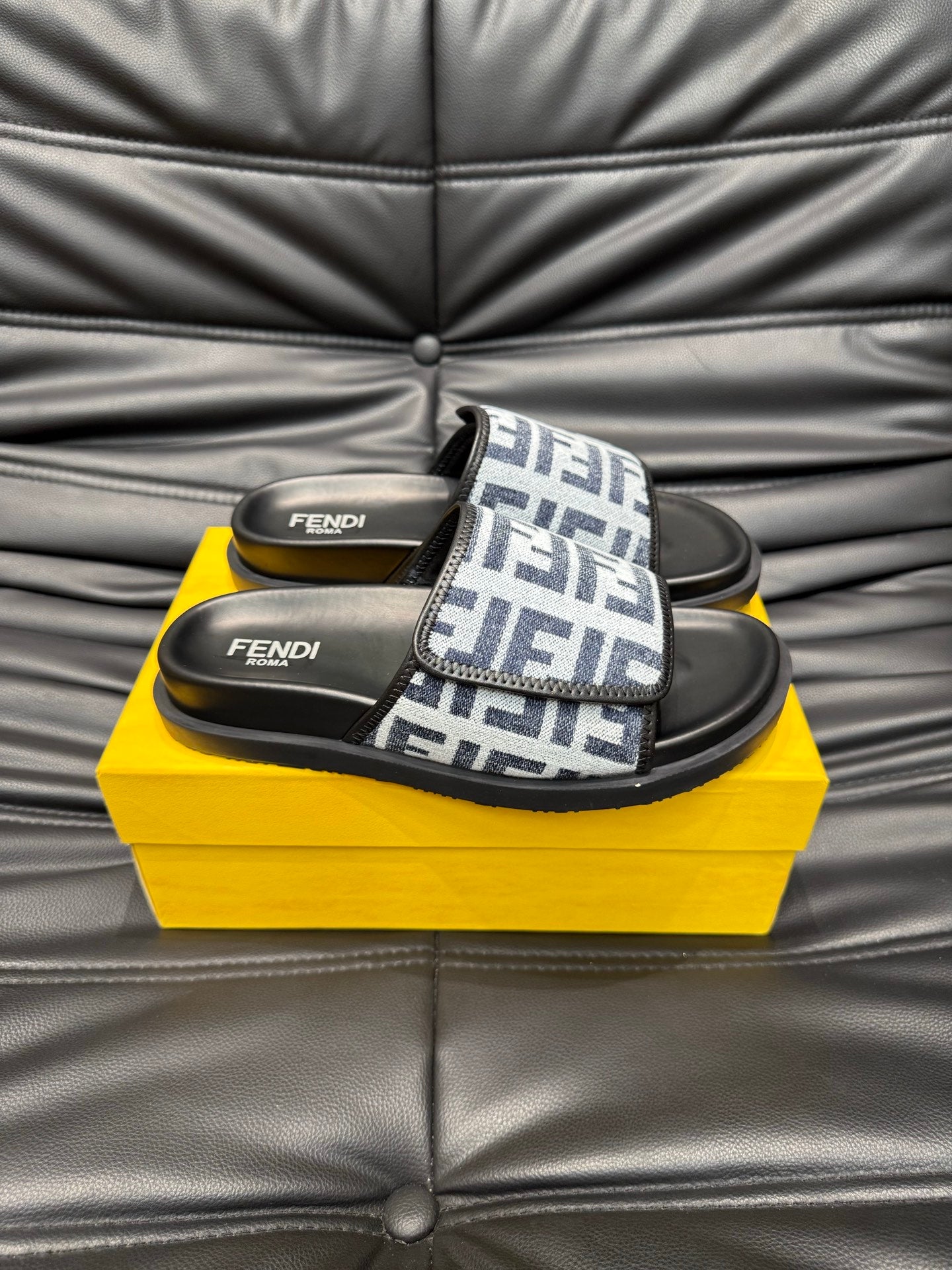 LuxluxHouse Best Quality Sandals Fendi