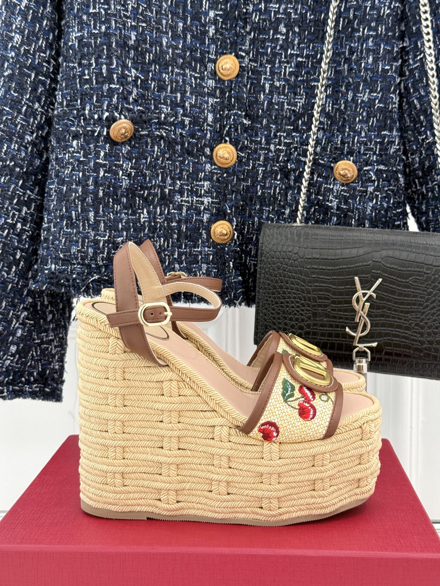 LuxluxHouse Best Quality Valentino Women Shoes