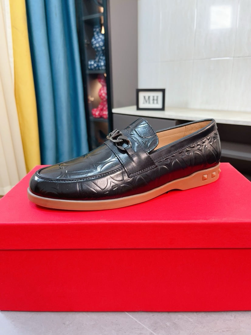LuxluxHouse Best Quality Shoes Valentino