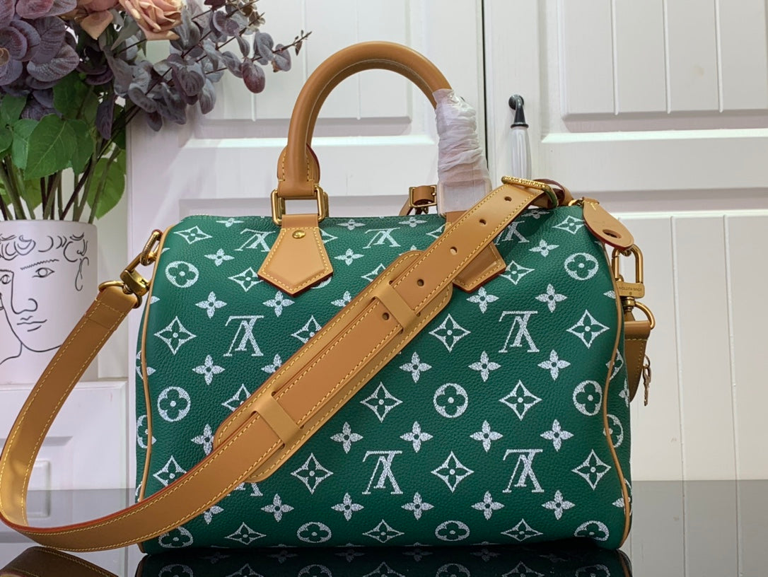 LuxluxHouse Best Quality Bags Louis Vuitton Women Men