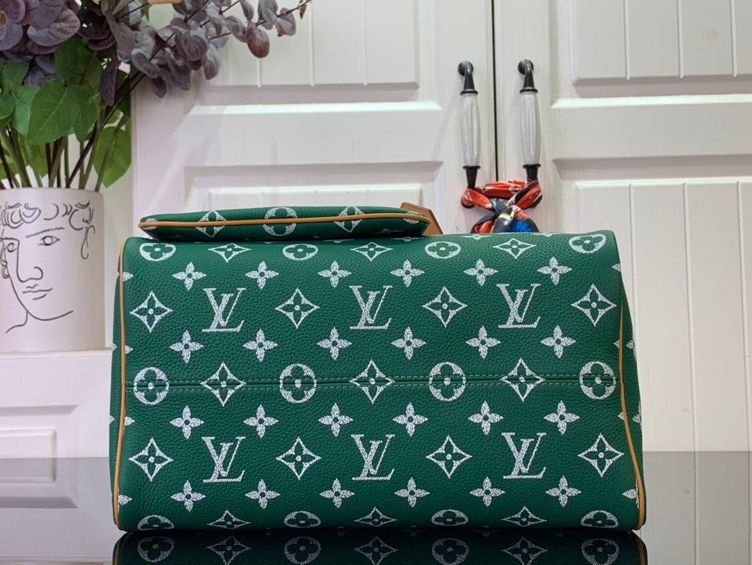 LuxluxHouse Best Quality Bags Louis Vuitton Women Men