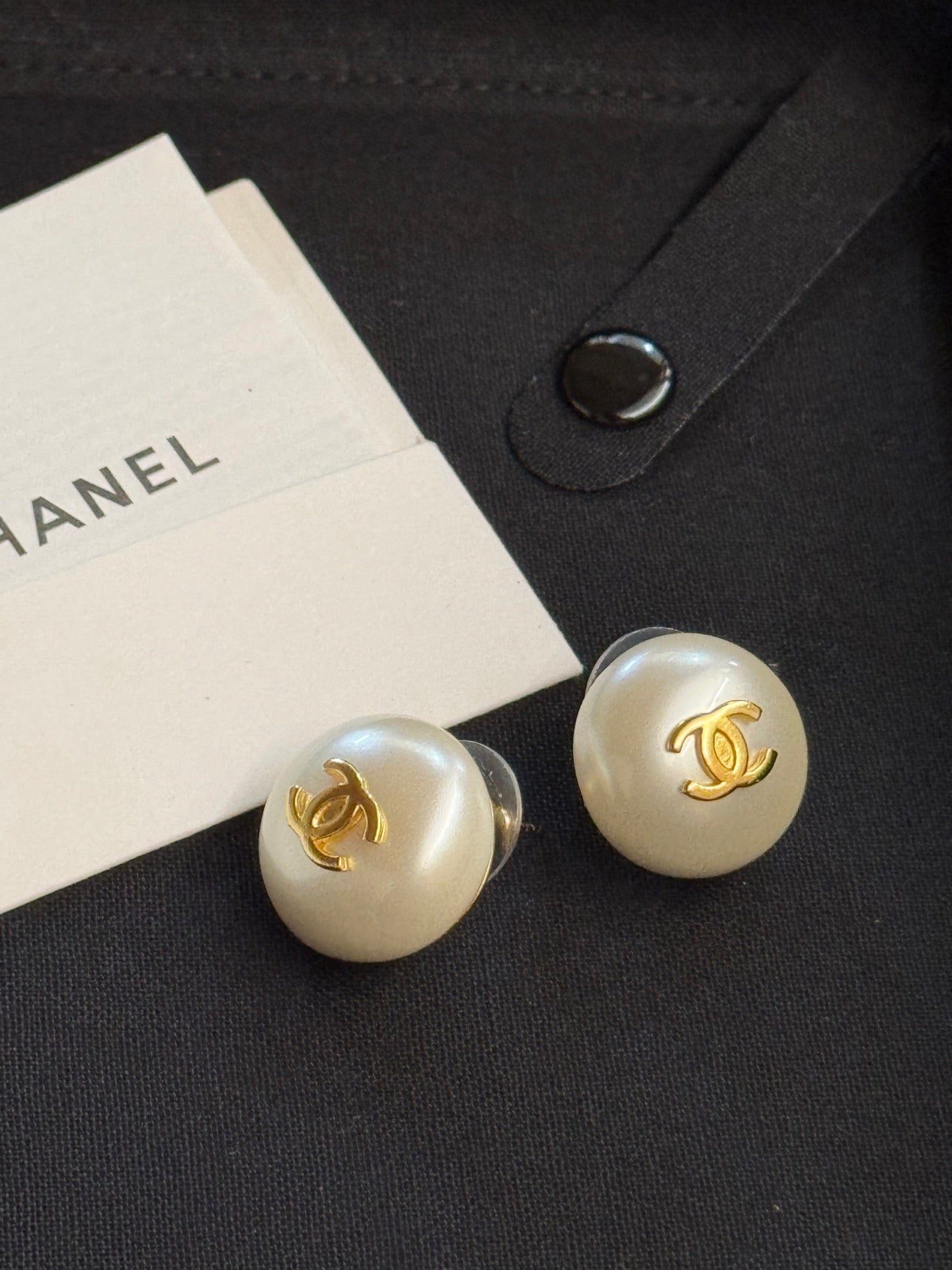 LuxluxHouse Low Price And High Quality Accessories Chanel