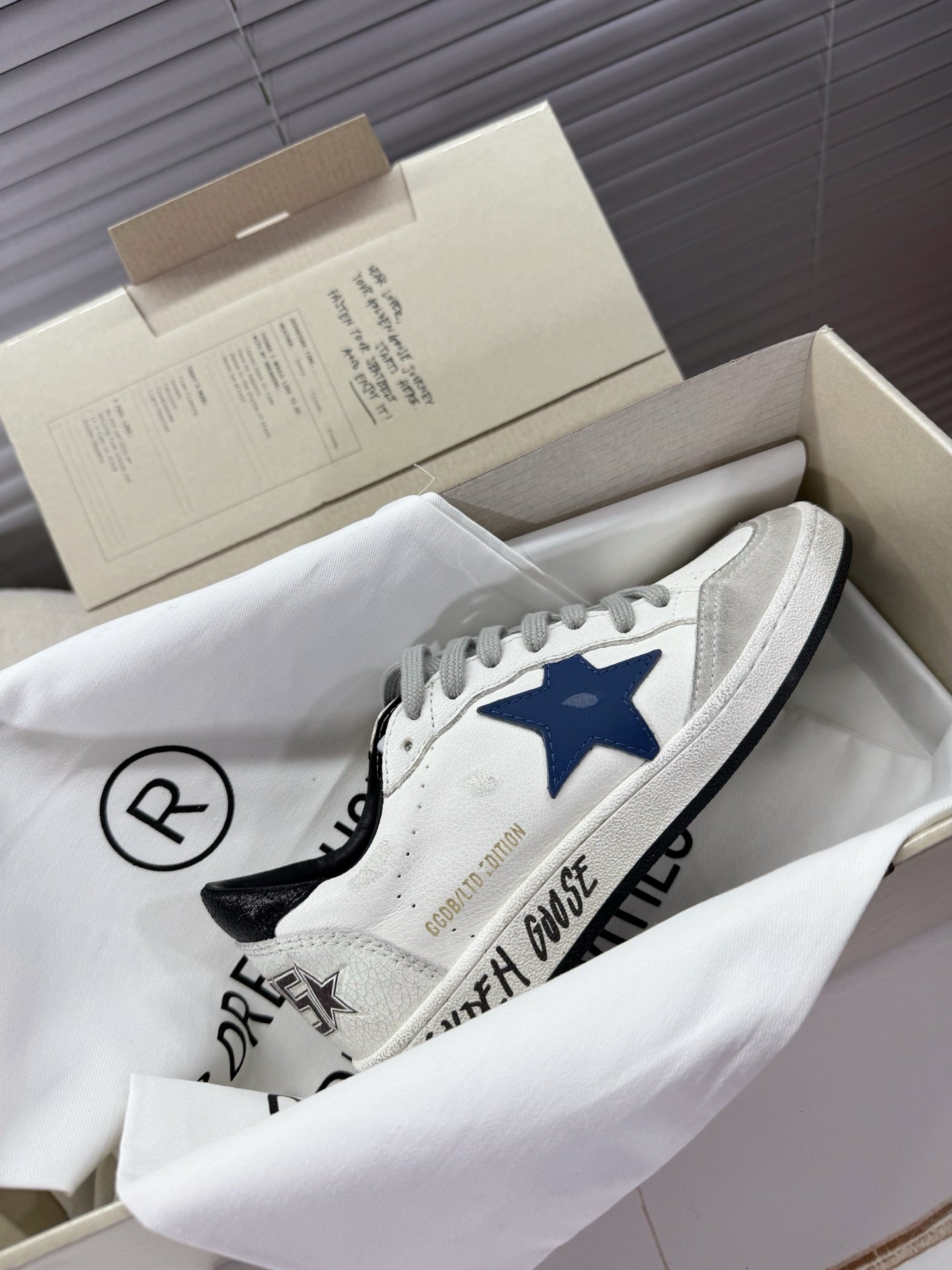 LuxluxHouse Best Quality Shoes Golden Goose