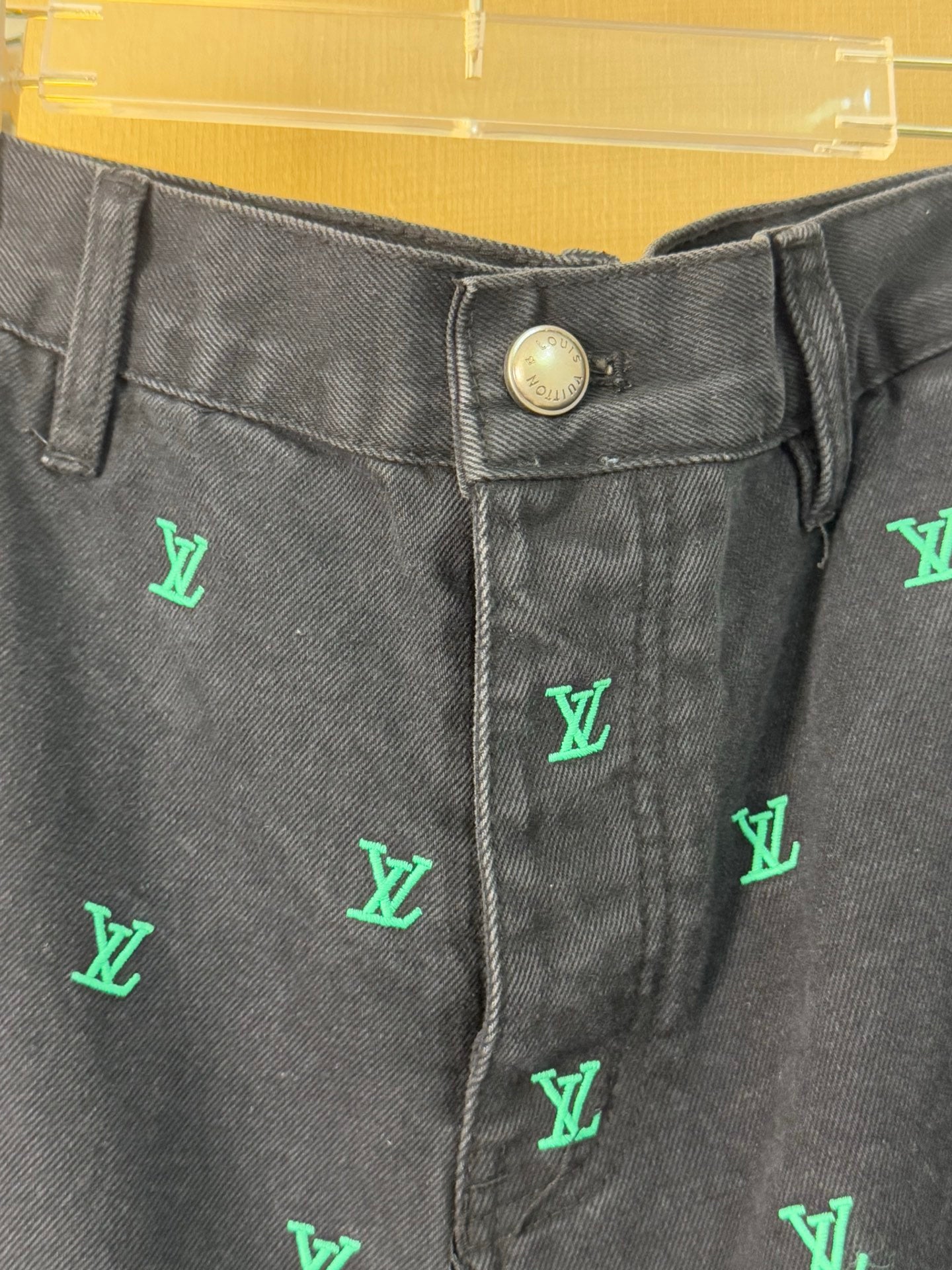 LuxluxHouse Best Quality Clothes Pants Louis Vuitton
