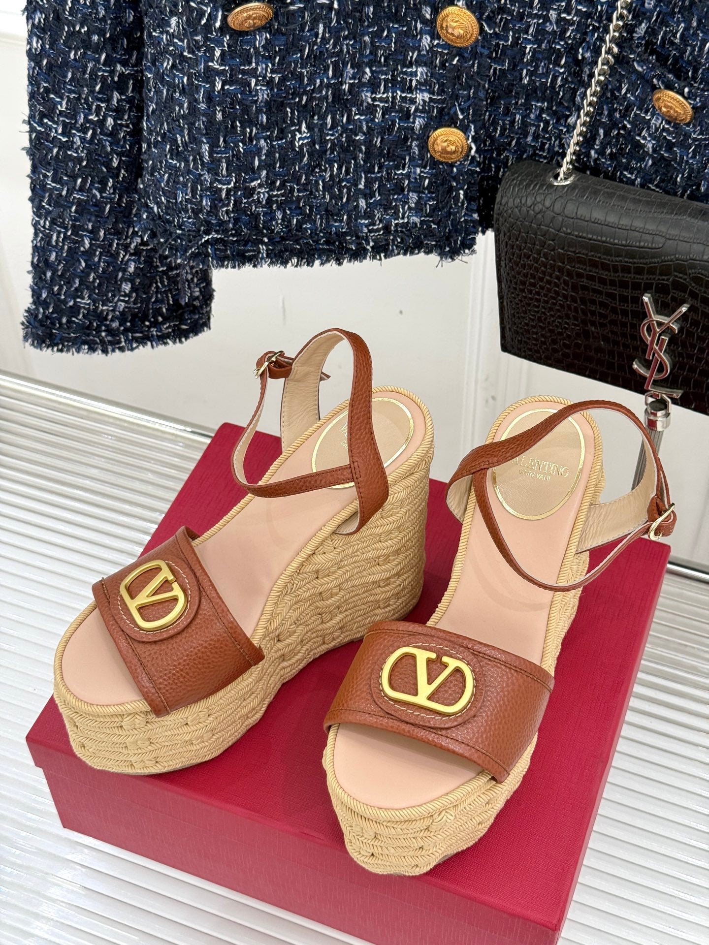 LuxluxHouse Best Quality Valentino Women Shoes