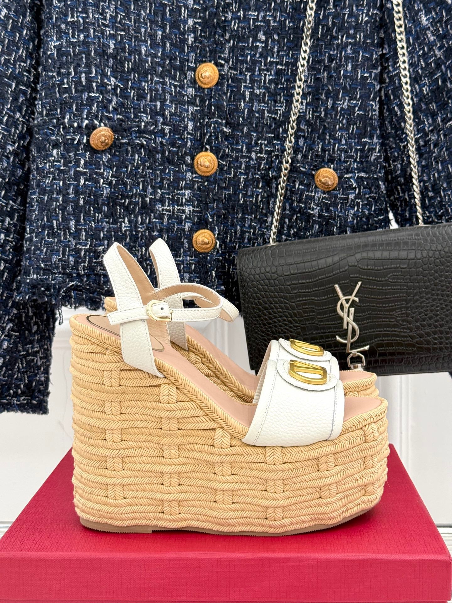 LuxluxHouse Best Quality Valentino Women Shoes