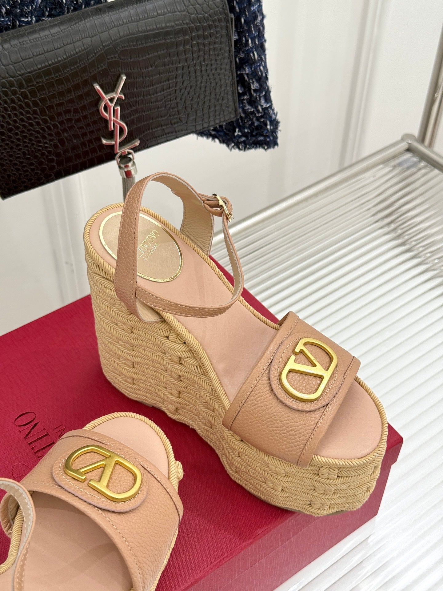 LuxluxHouse Best Quality Valentino Women Shoes