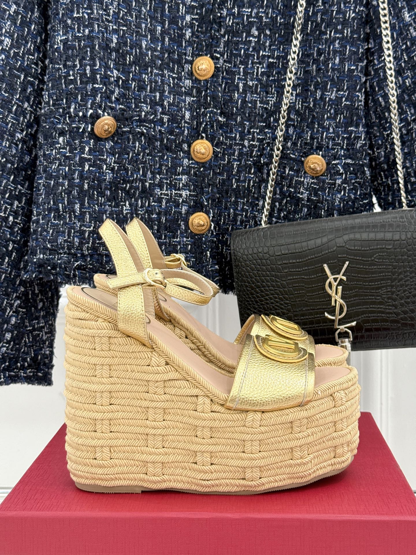 LuxluxHouse Best Quality Valentino Women Shoes