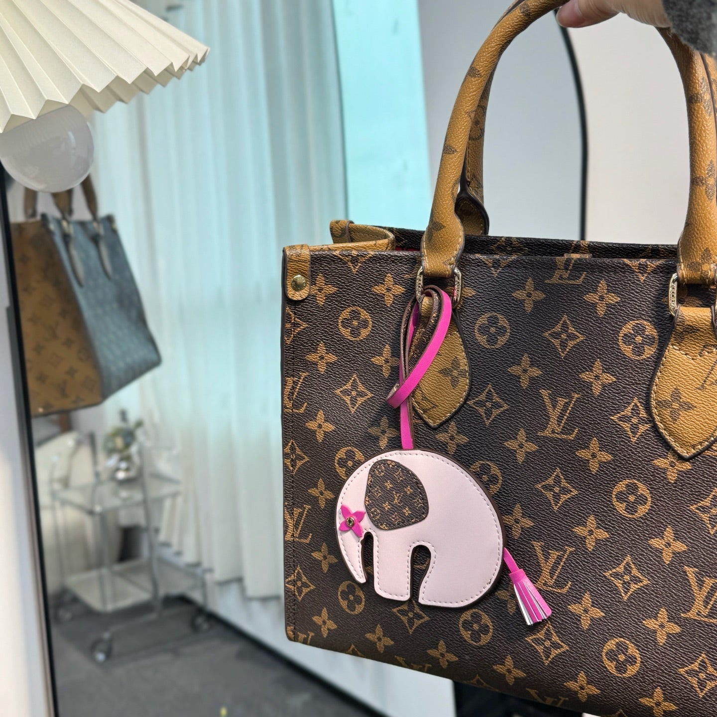 LuxluxHouse Best Quality Accessories Keychain Louis Vuitton Keychain