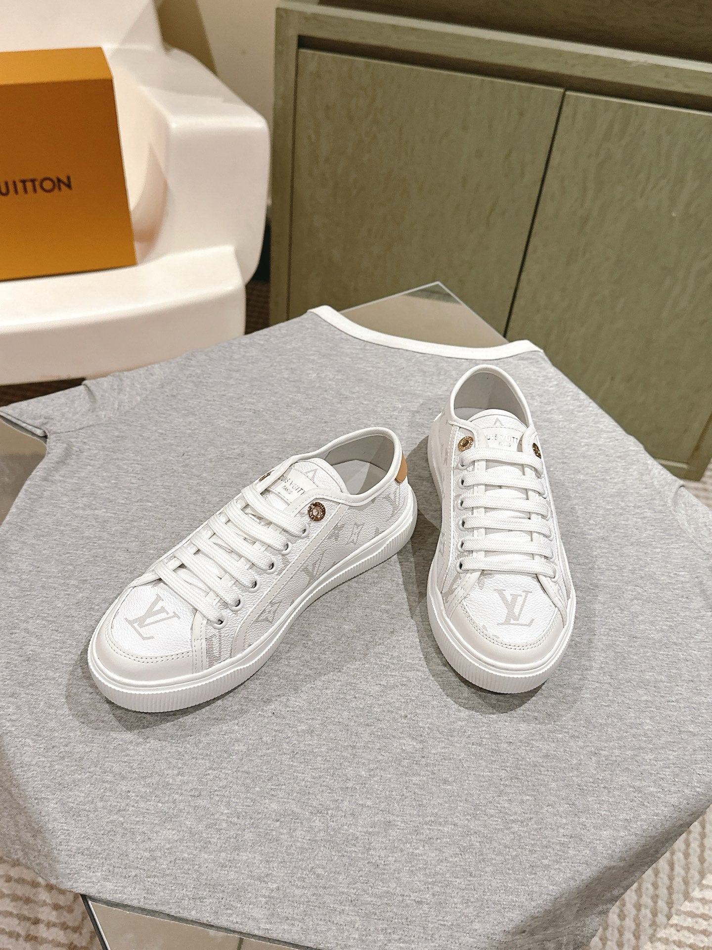 LuxluxHouse Best Quality Gucci Women Shoes