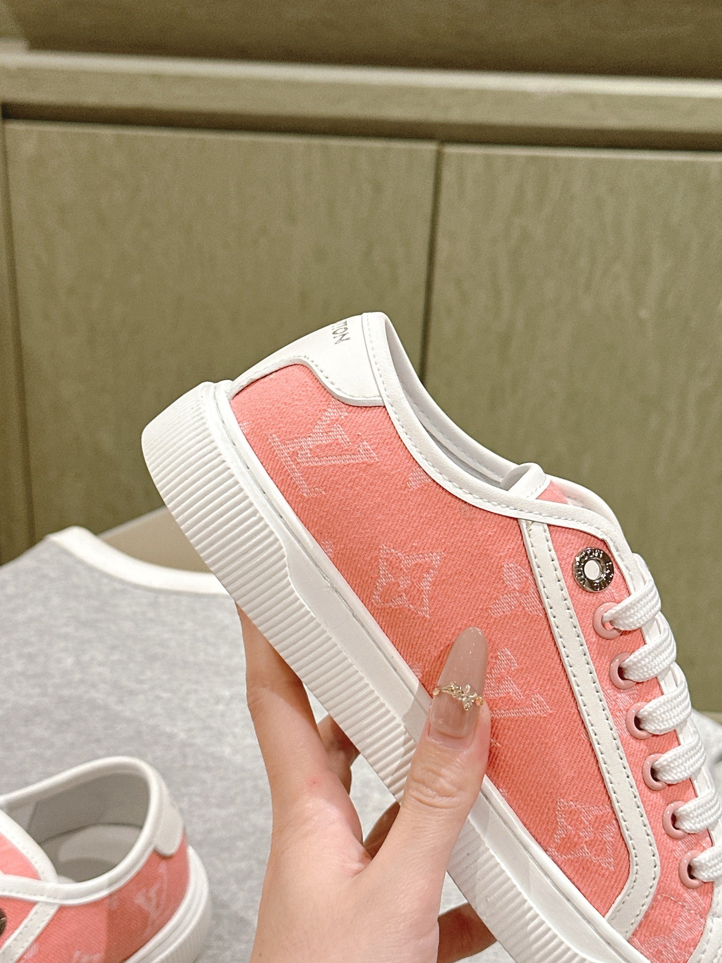 LuxluxHouse Best Quality Gucci Women Shoes