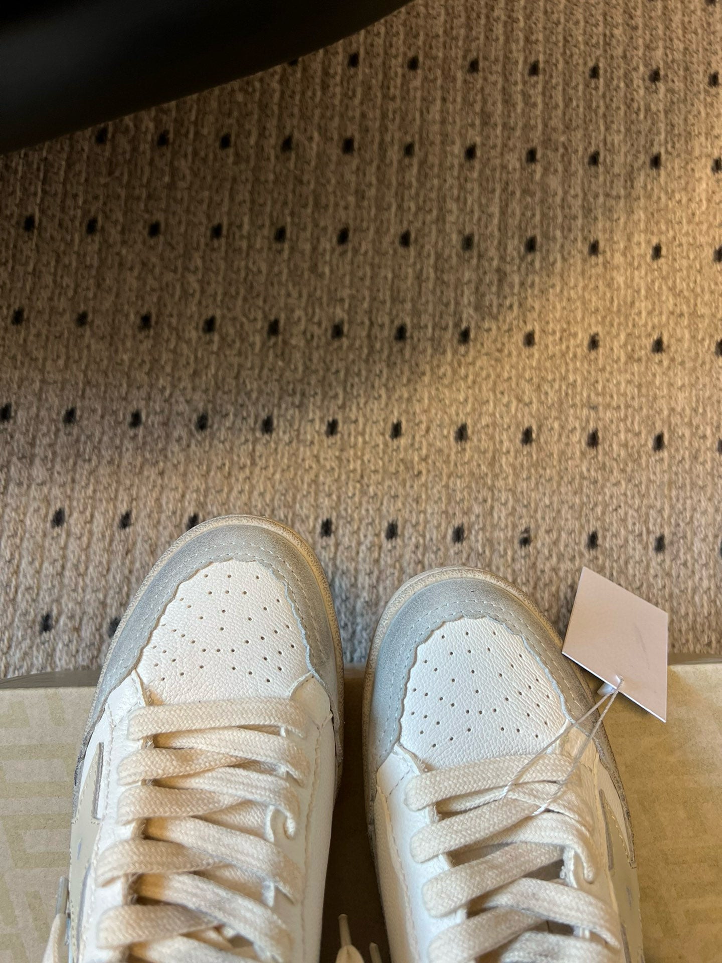 LuxluxHouse Best Quality Shoes Golden Goose
