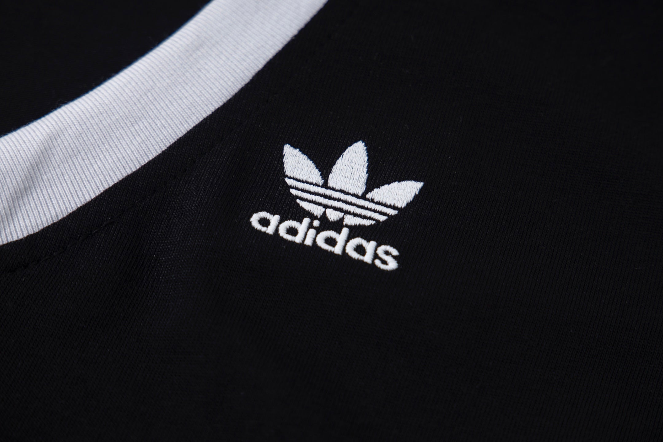 LuxluxHouse Best Quality Clothes Nike & Adidas T-shirt