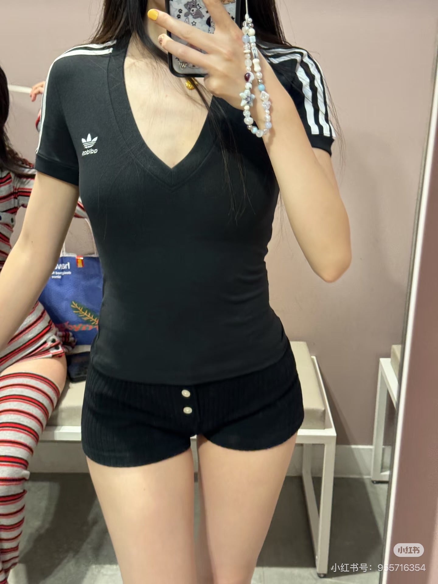 LuxluxHouse Best Quality Clothes Nike & Adidas T-shirt