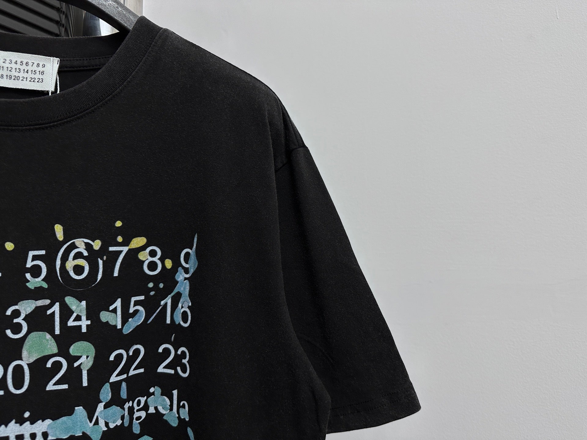 LuxluxHouse Best Quality Clothes T-shirt Chanel & Maison Margiela
