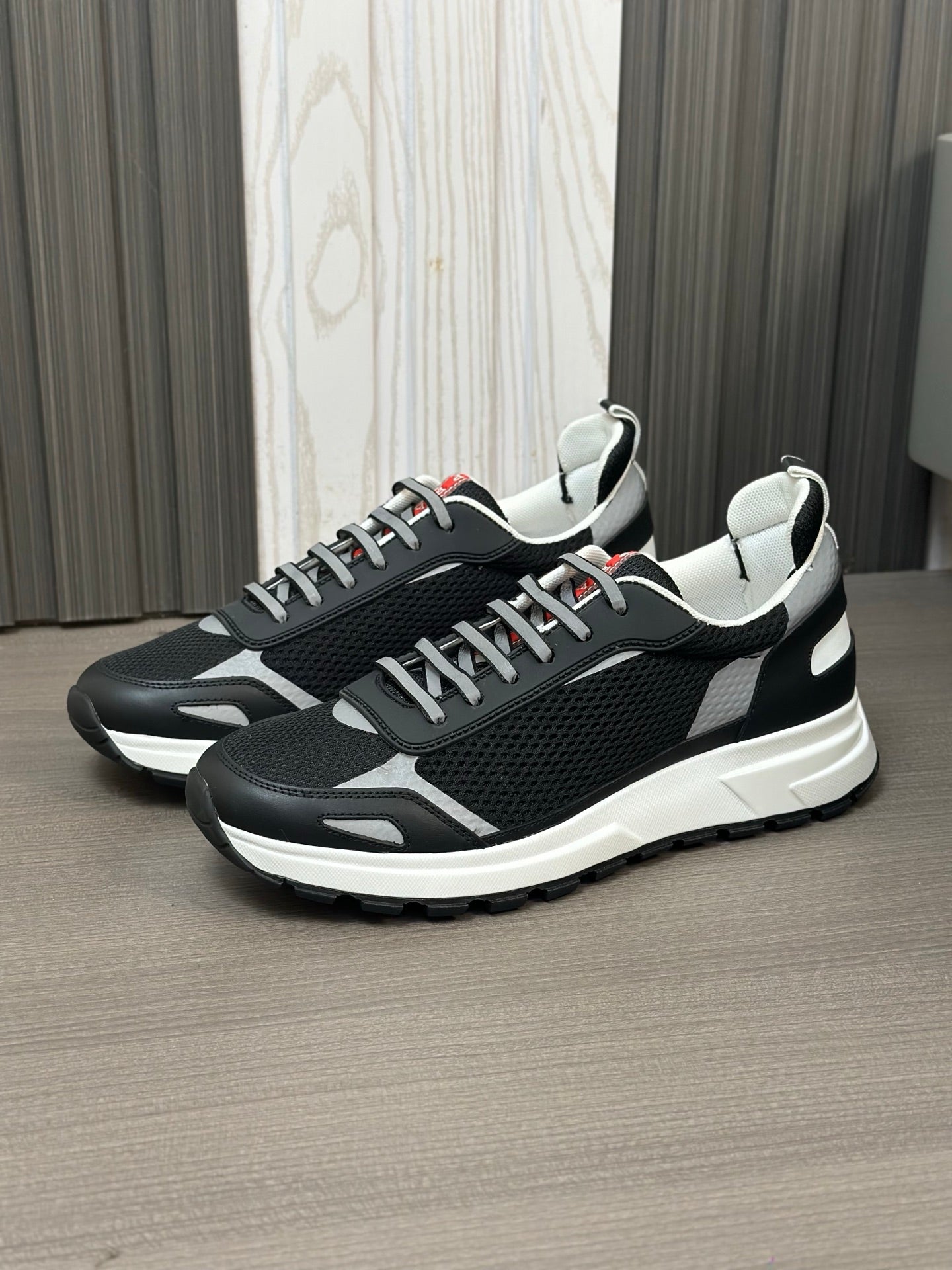 LuxluxHouse Best Quality Shoes Prada