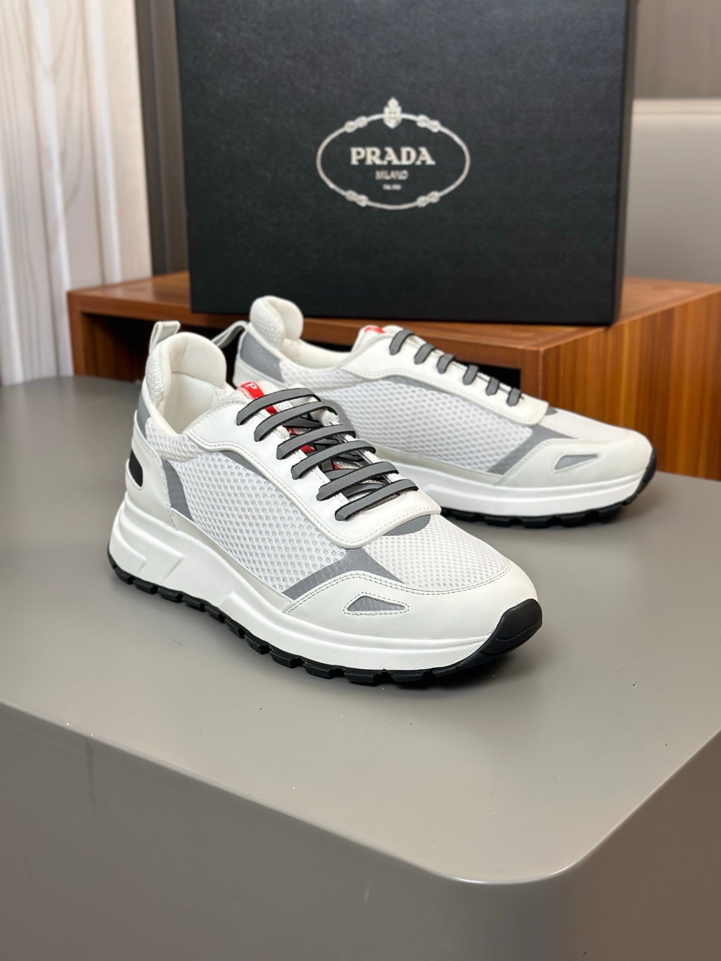 LuxluxHouse Best Quality Shoes Prada