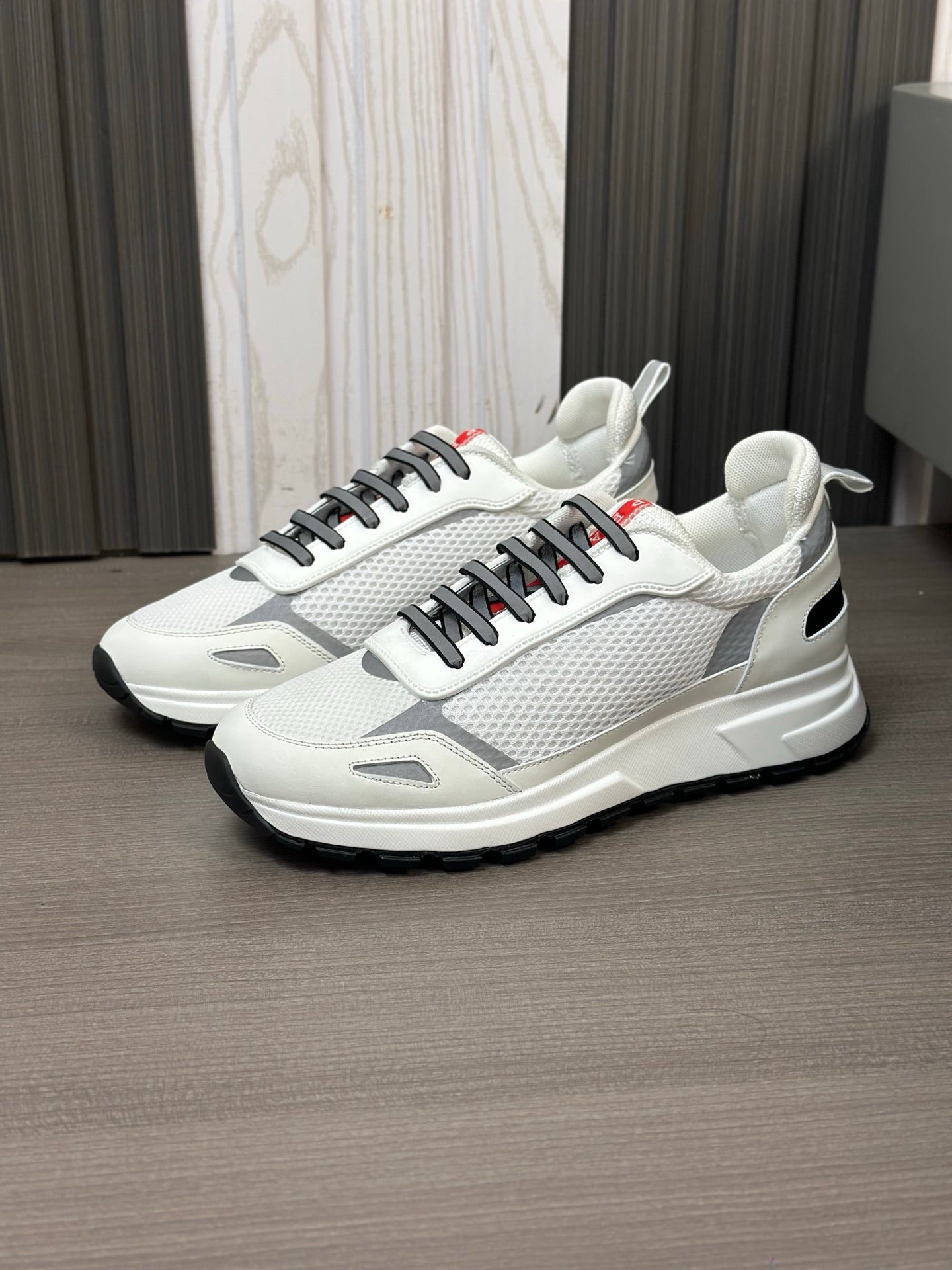 LuxluxHouse Best Quality Shoes Prada