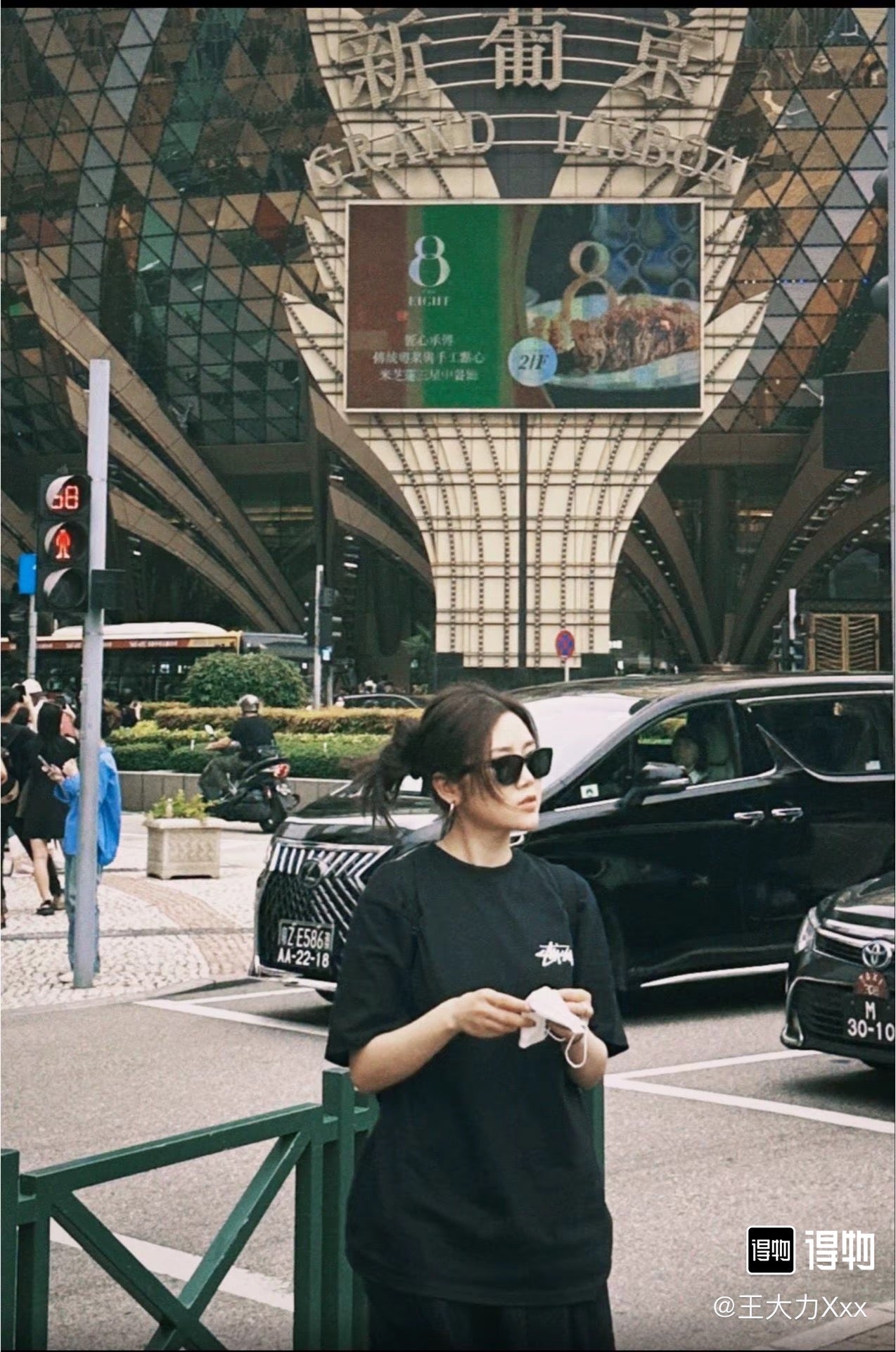 LuxluxHouse Best Quality Clothes T-shirt Supreme