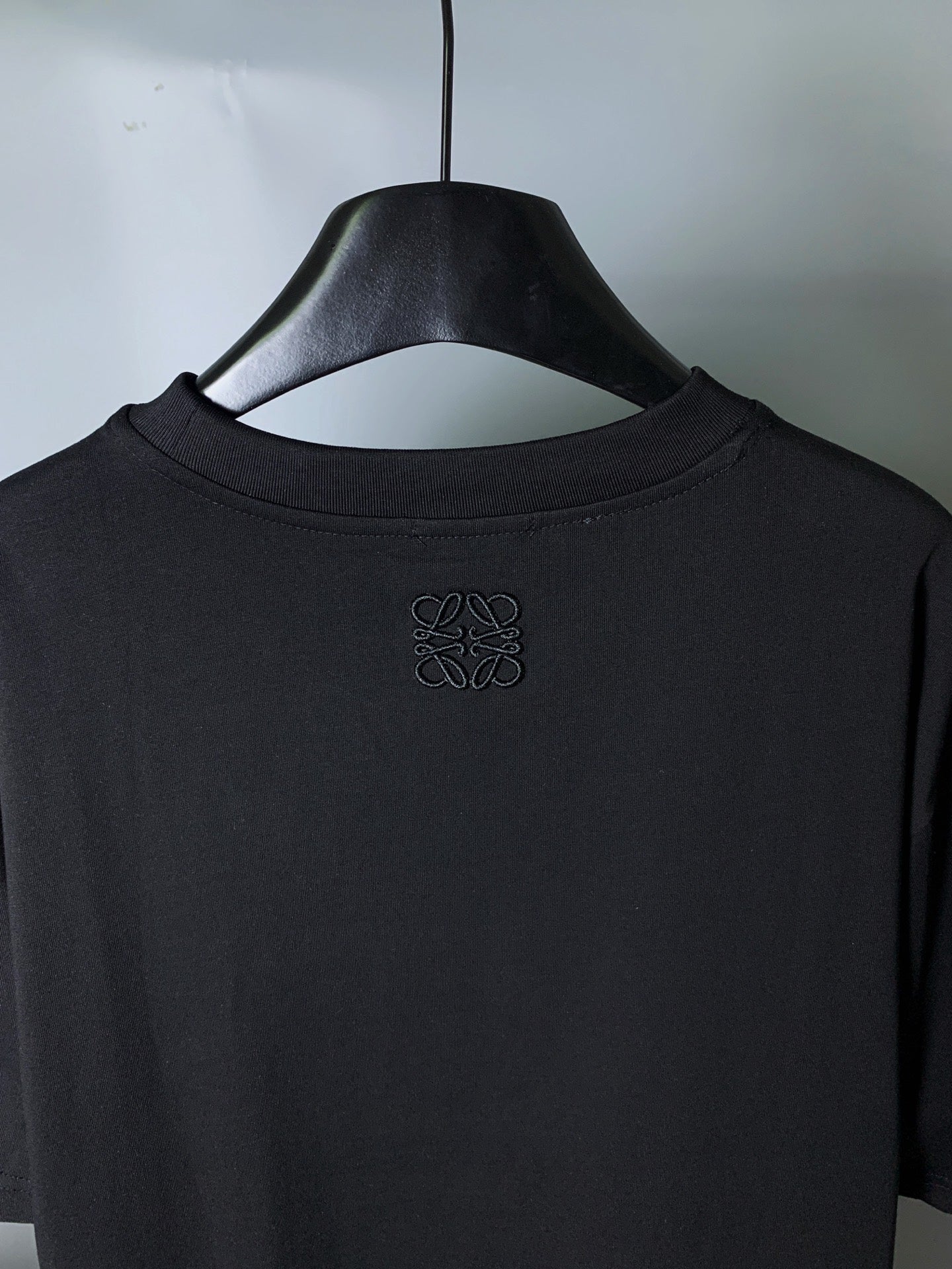 LuxluxHouse Best Quality Clothes T-shirt Loewe