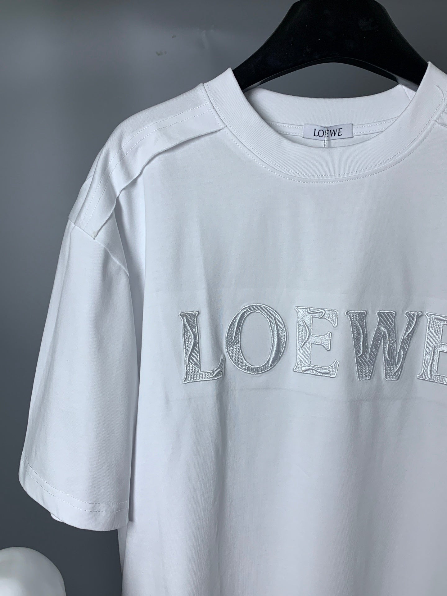 LuxluxHouse Best Quality Clothes T-shirt Loewe
