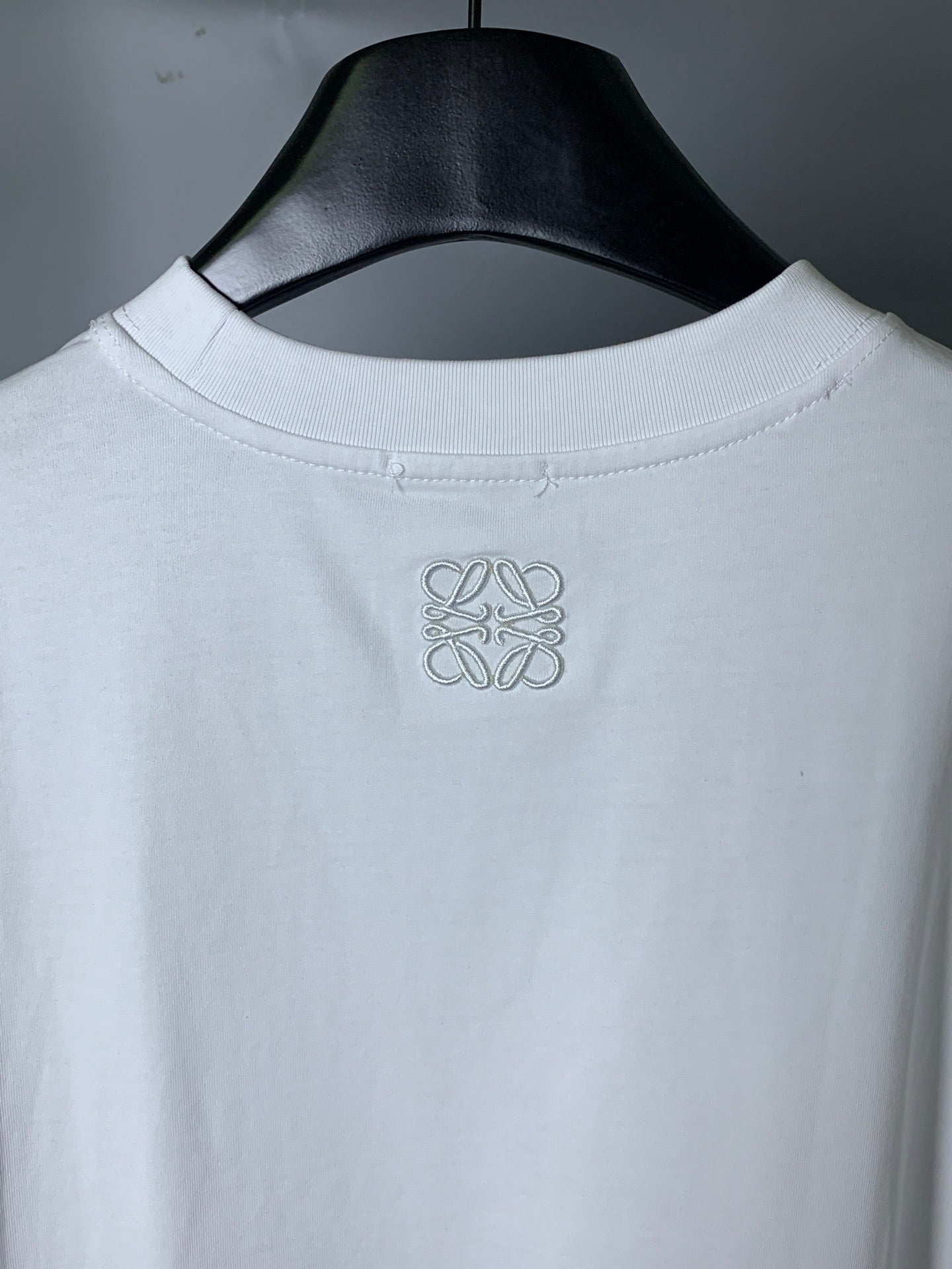 LuxluxHouse Best Quality Clothes T-shirt Loewe