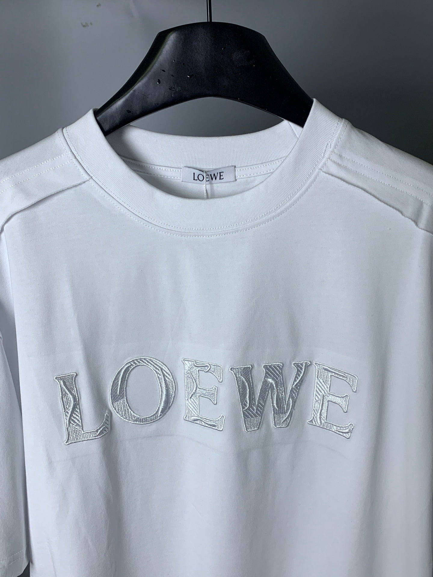 LuxluxHouse Best Quality Clothes T-shirt Loewe