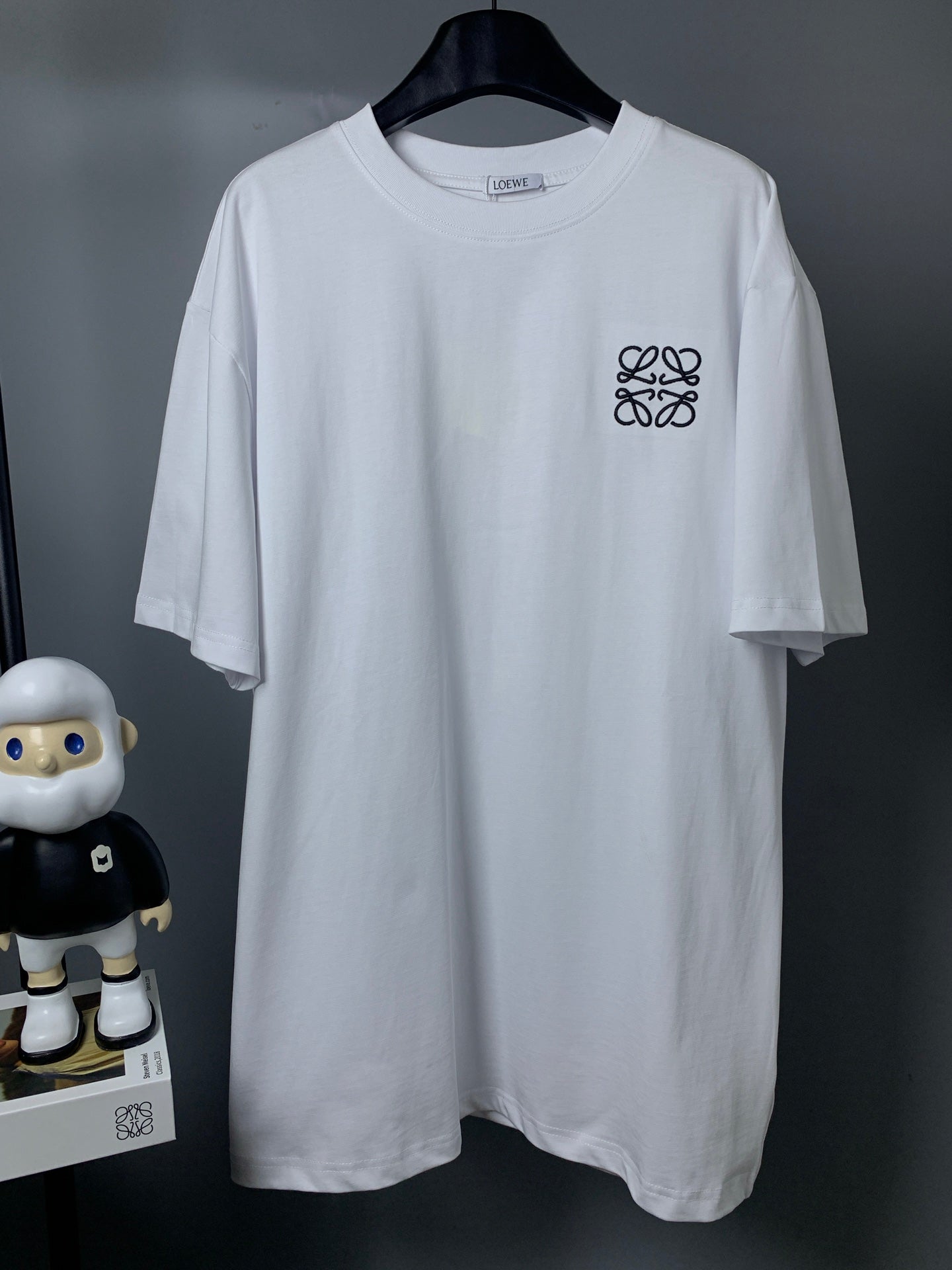 LuxluxHouse Best Quality Clothes T-shirt Loewe
