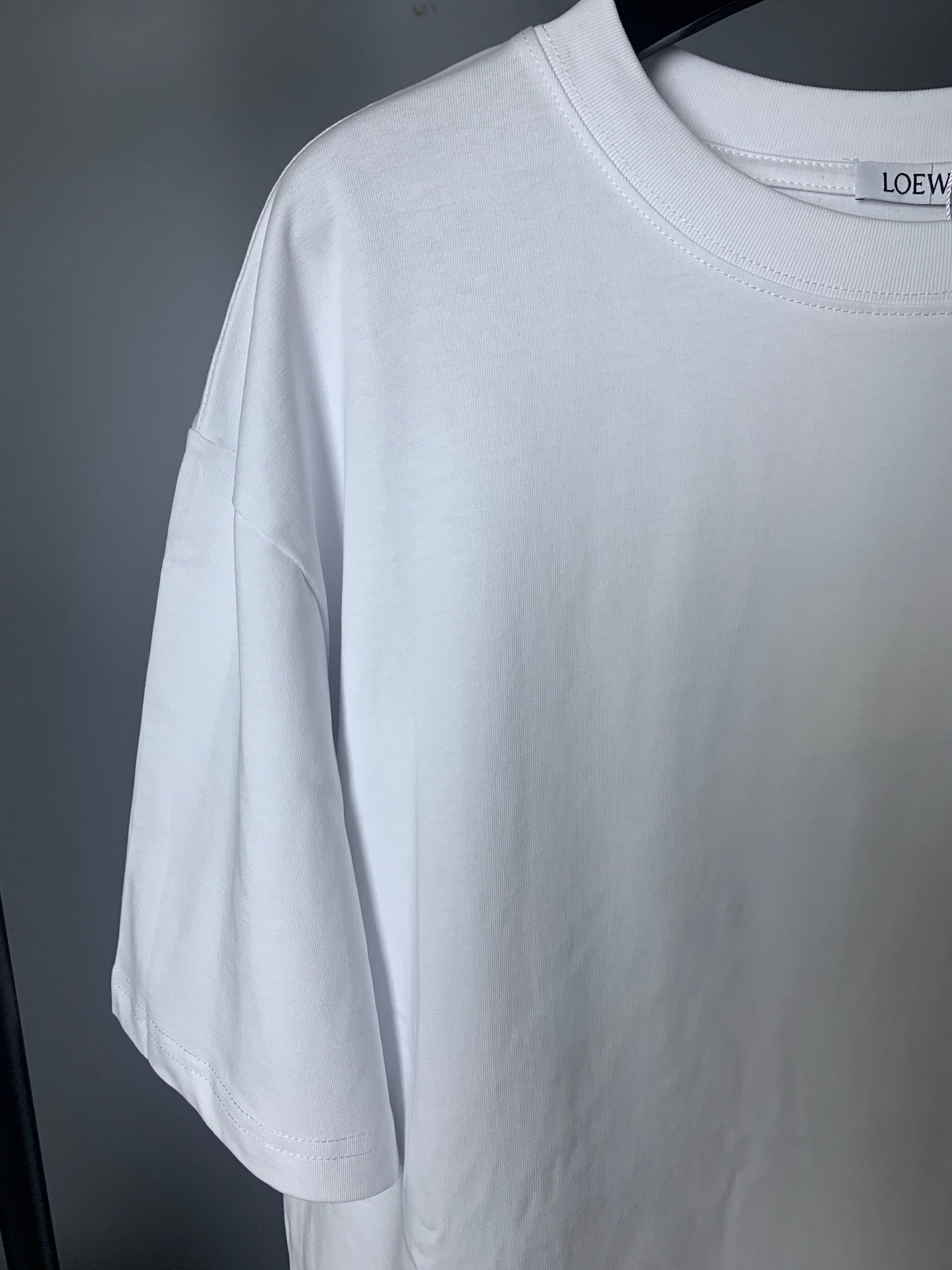 LuxluxHouse Best Quality Clothes T-shirt Loewe