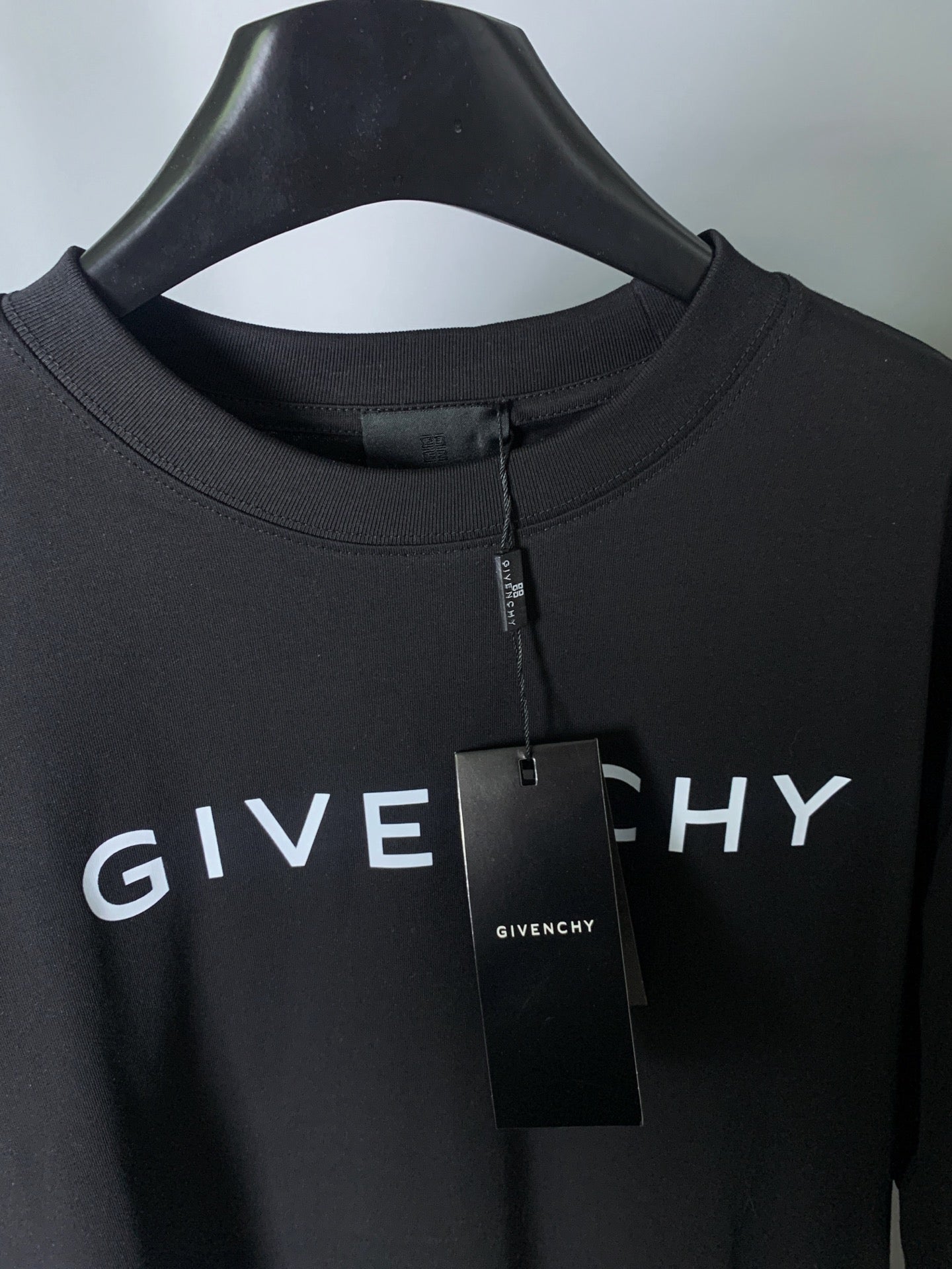 LuxluxHouse Best Quality Clothes Givenchy T-shirt