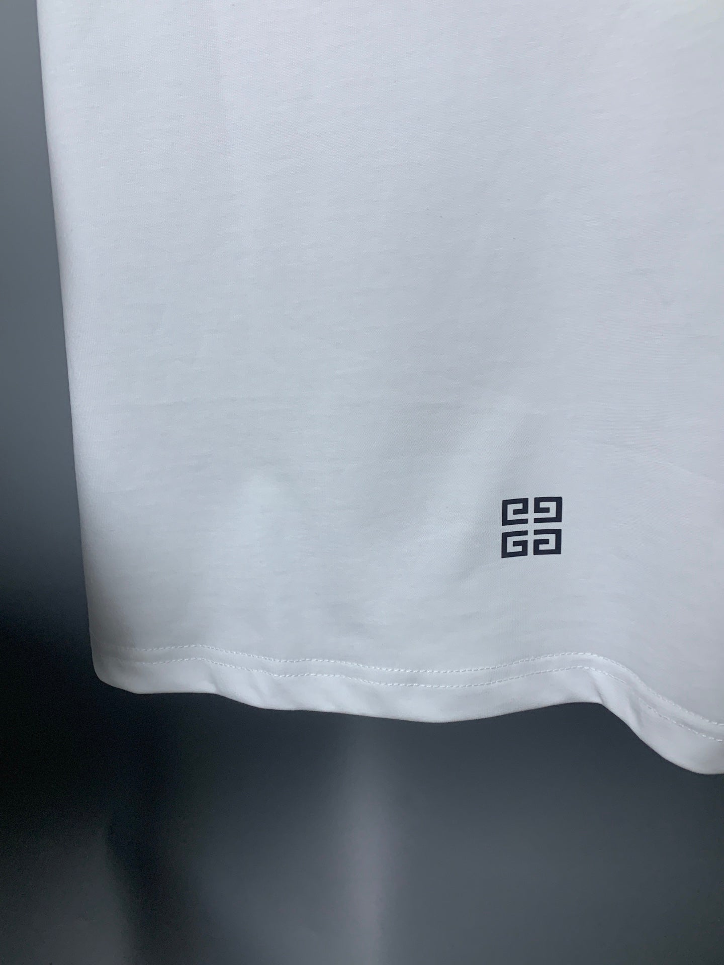 LuxluxHouse Best Quality Clothes Givenchy T-shirt