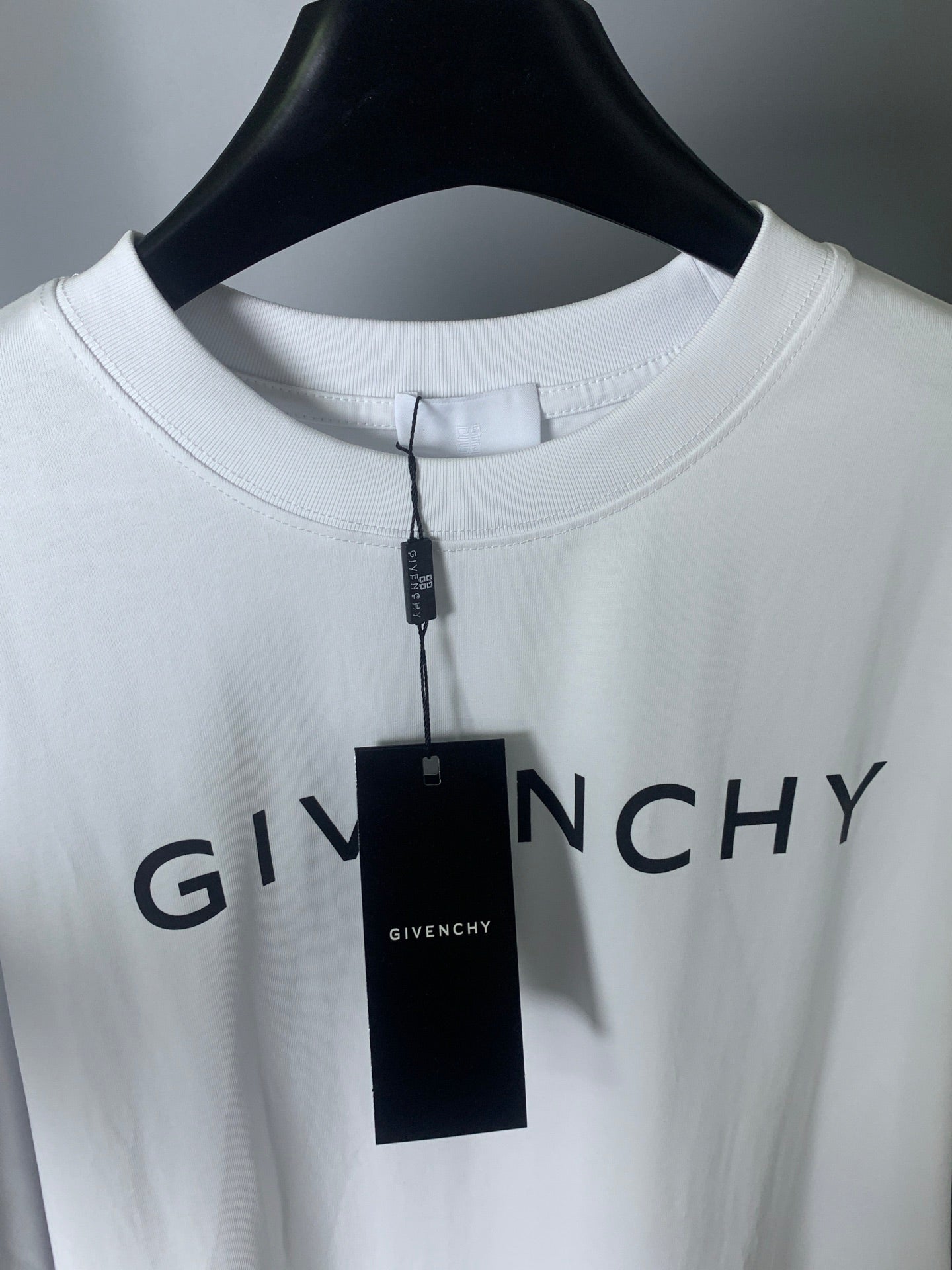 LuxluxHouse Best Quality Clothes Givenchy T-shirt