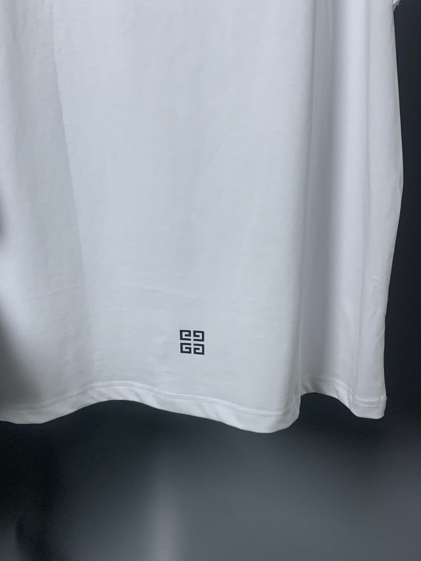 LuxluxHouse Best Quality Clothes Givenchy T-shirt