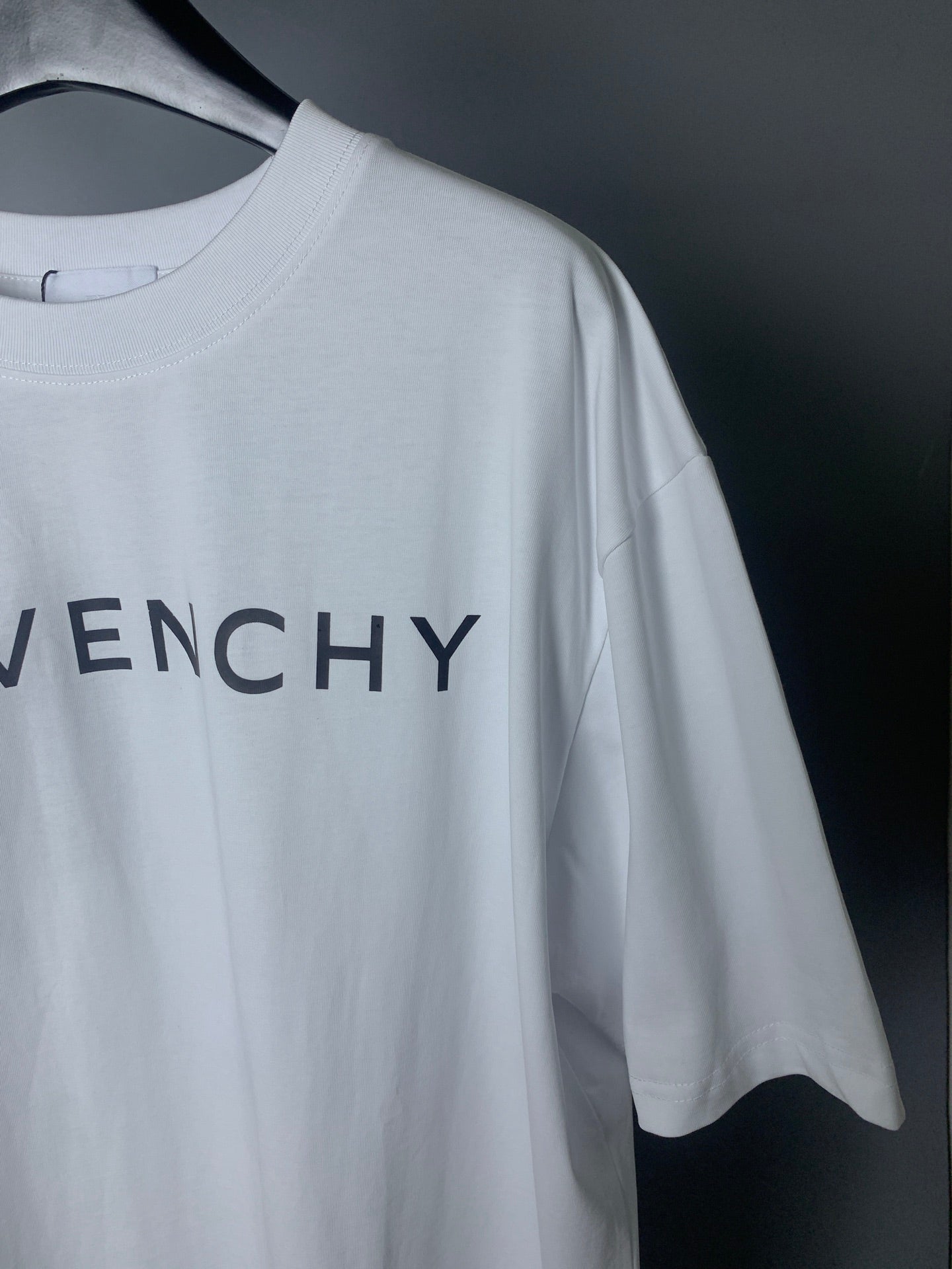 LuxluxHouse Best Quality Clothes Givenchy T-shirt