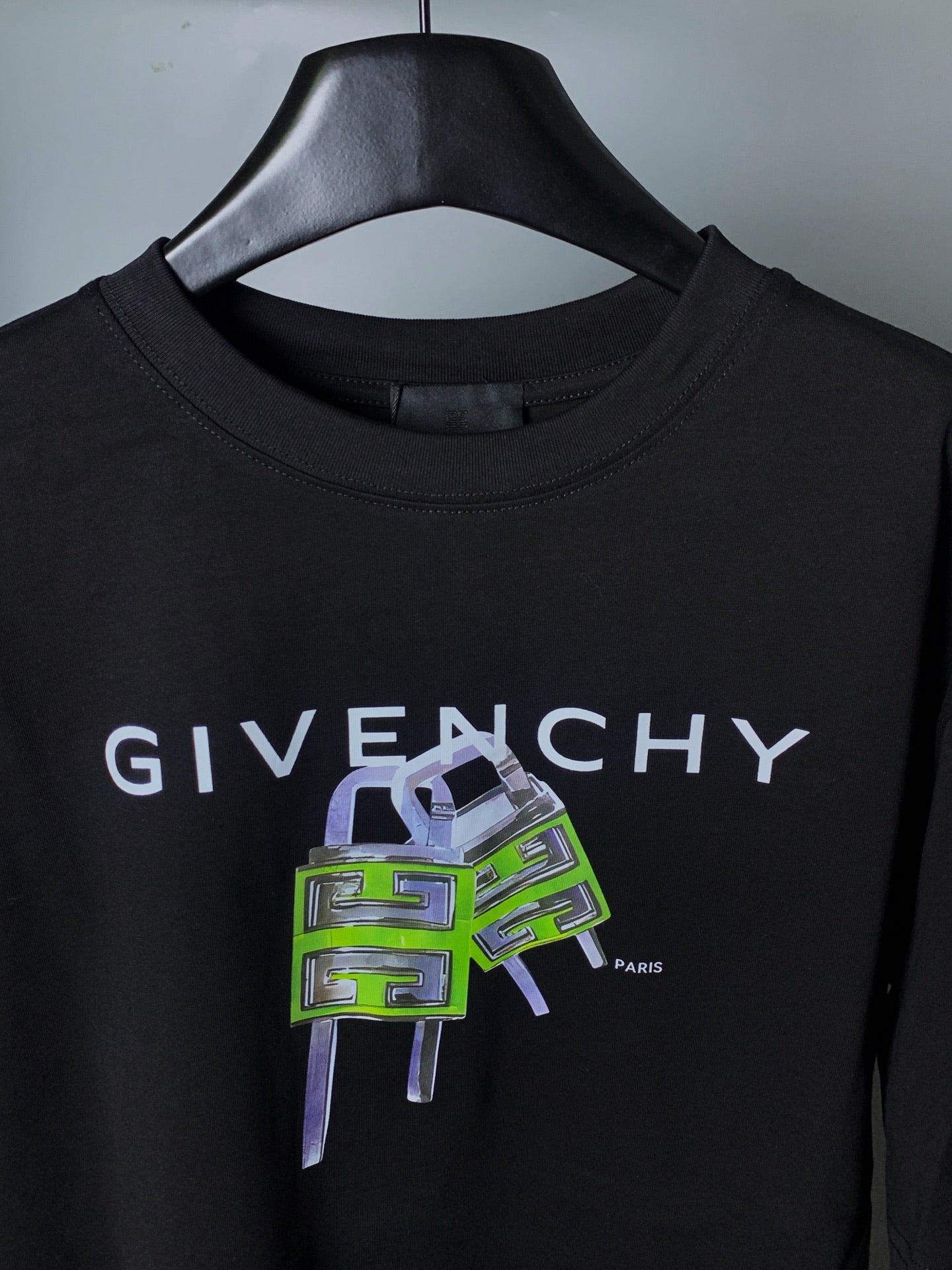 LuxluxHouse Best Quality Clothes Givenchy T-shirt