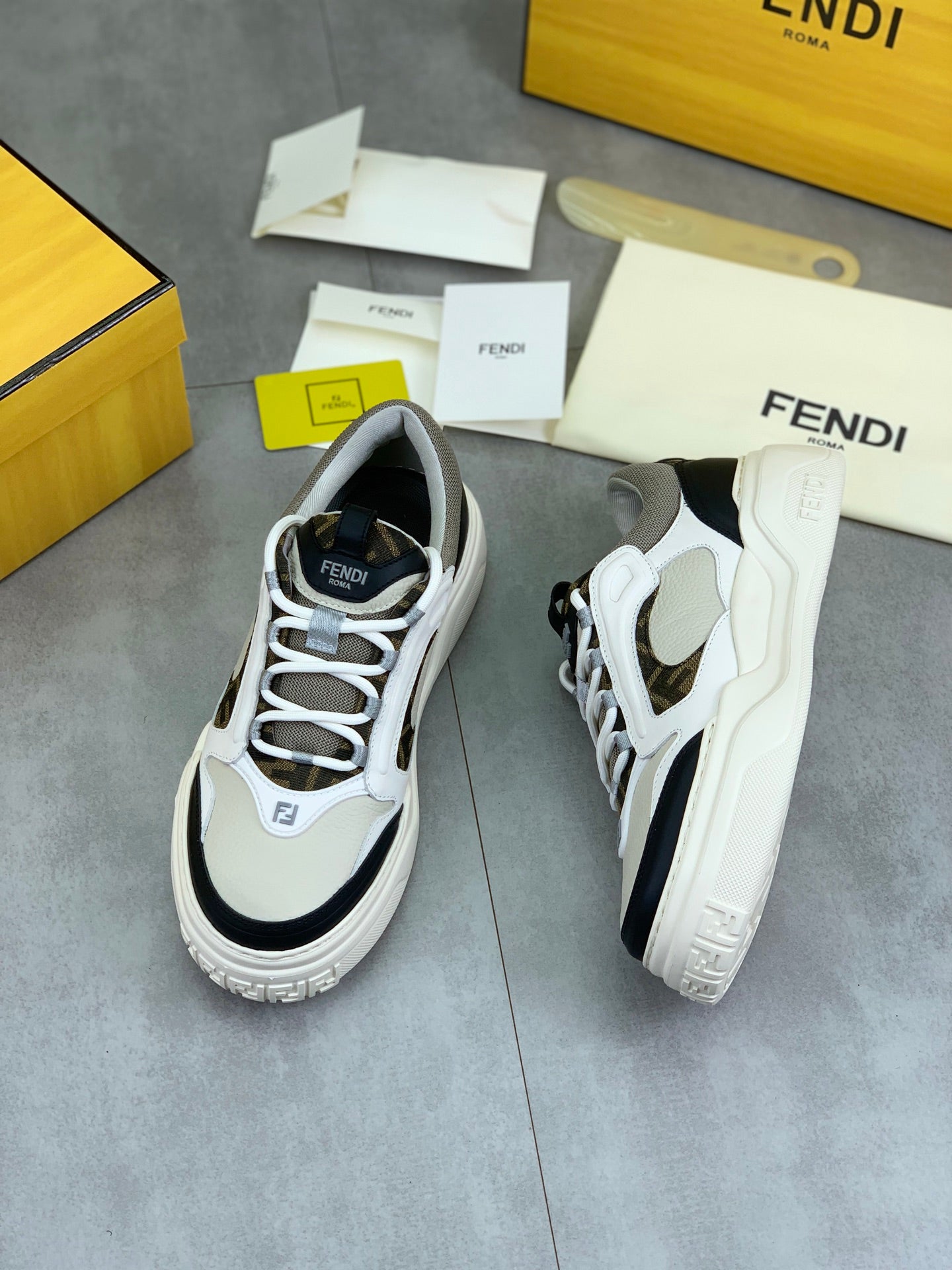 LuxluxHouse Best Quality Shoes Fendi