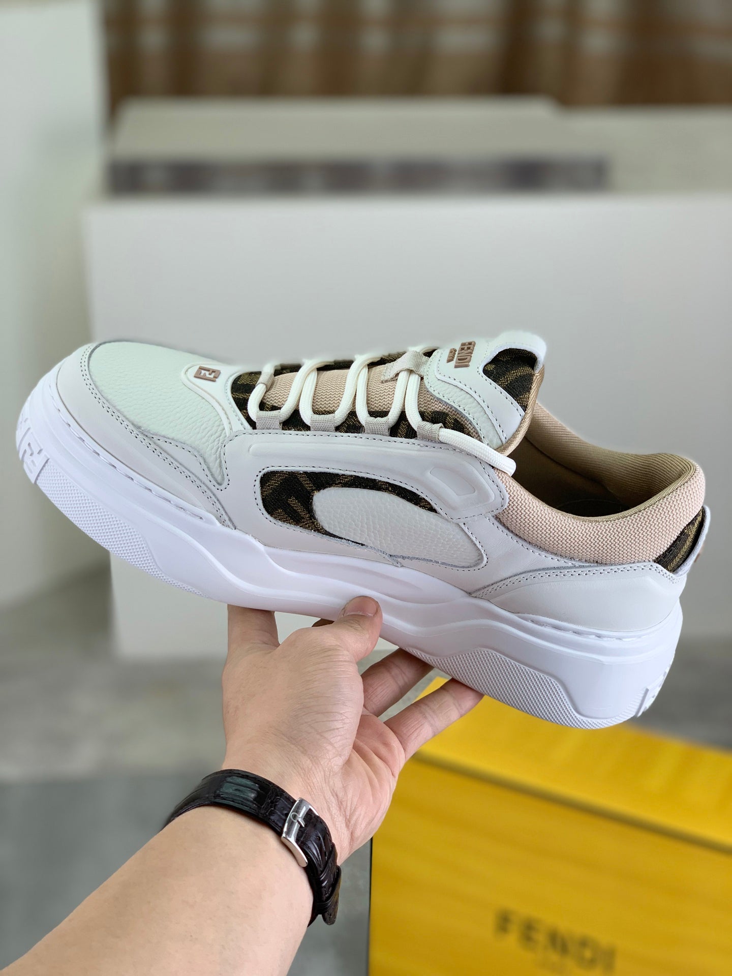 LuxluxHouse Best Quality Shoes Fendi