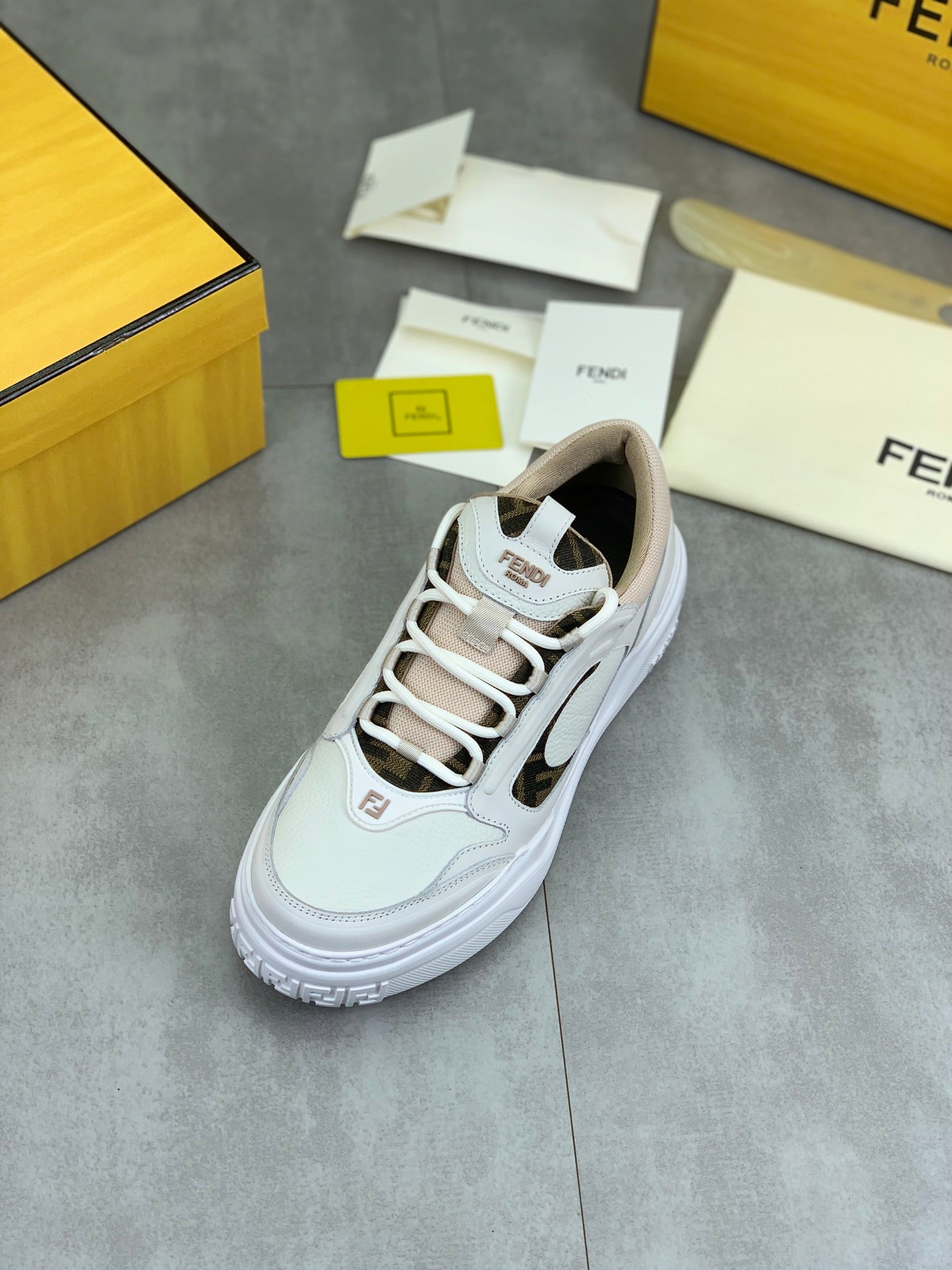 LuxluxHouse Best Quality Shoes Fendi