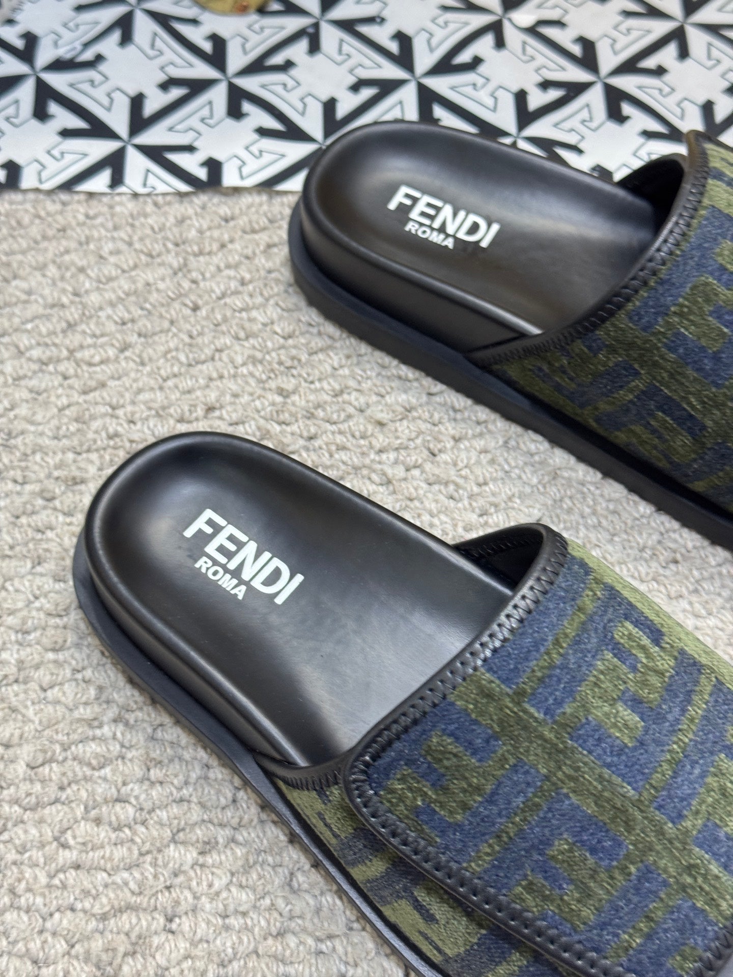 LuxluxHouse Best Quality Sandals Fendi