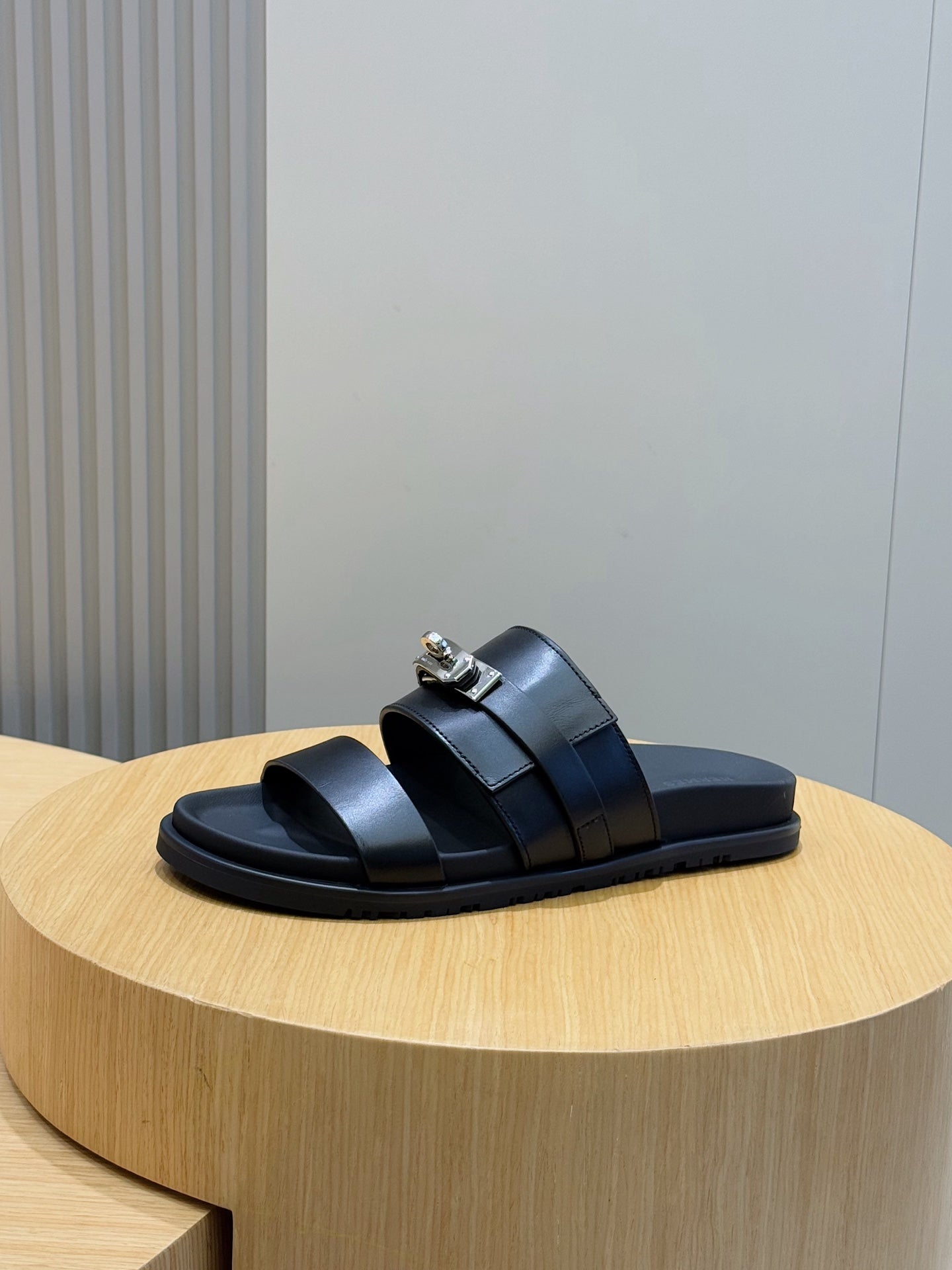LuxluxHouse Best Quality Sandals Hermes