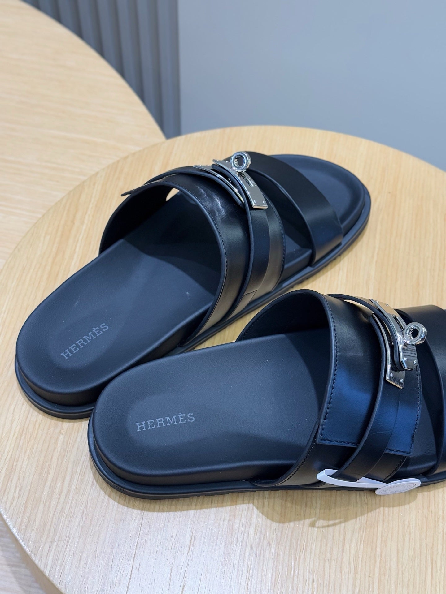 LuxluxHouse Best Quality Sandals Hermes