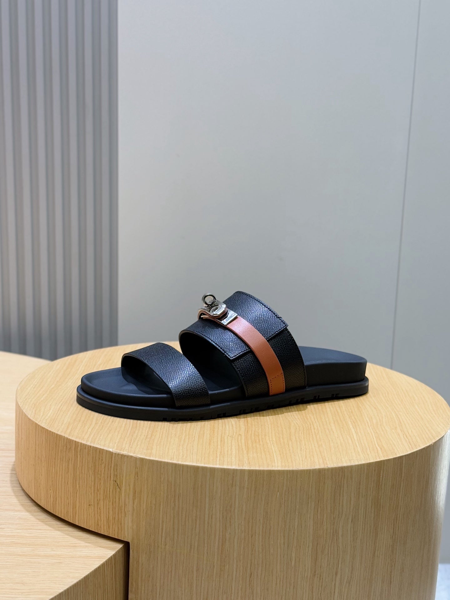 LuxluxHouse Best Quality Sandals Hermes