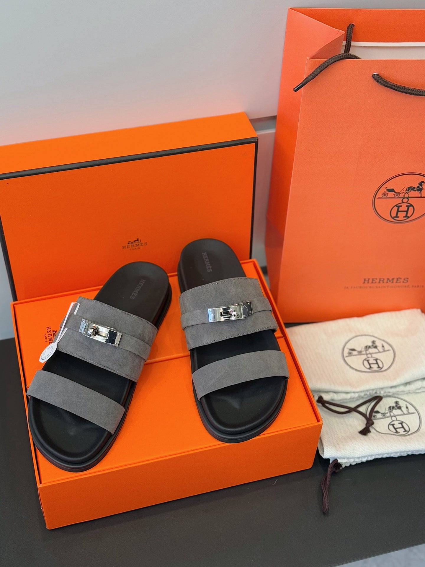 LuxluxHouse Best Quality Sandals Hermes