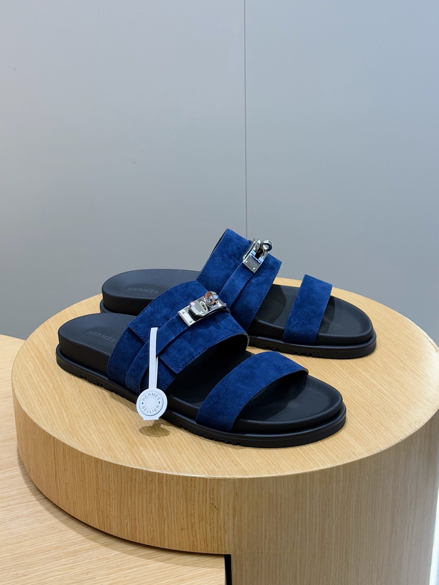 LuxluxHouse Best Quality Sandals Hermes
