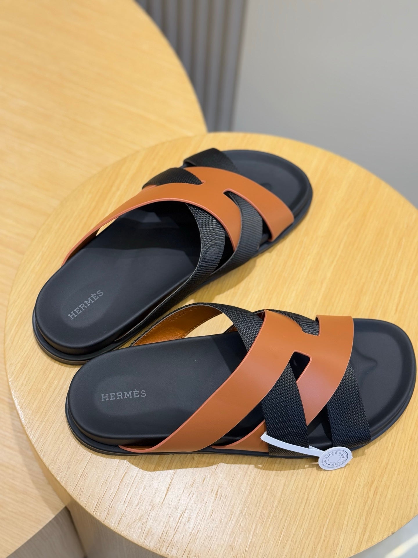 LuxluxHouse Best Quality Sandals Hermes