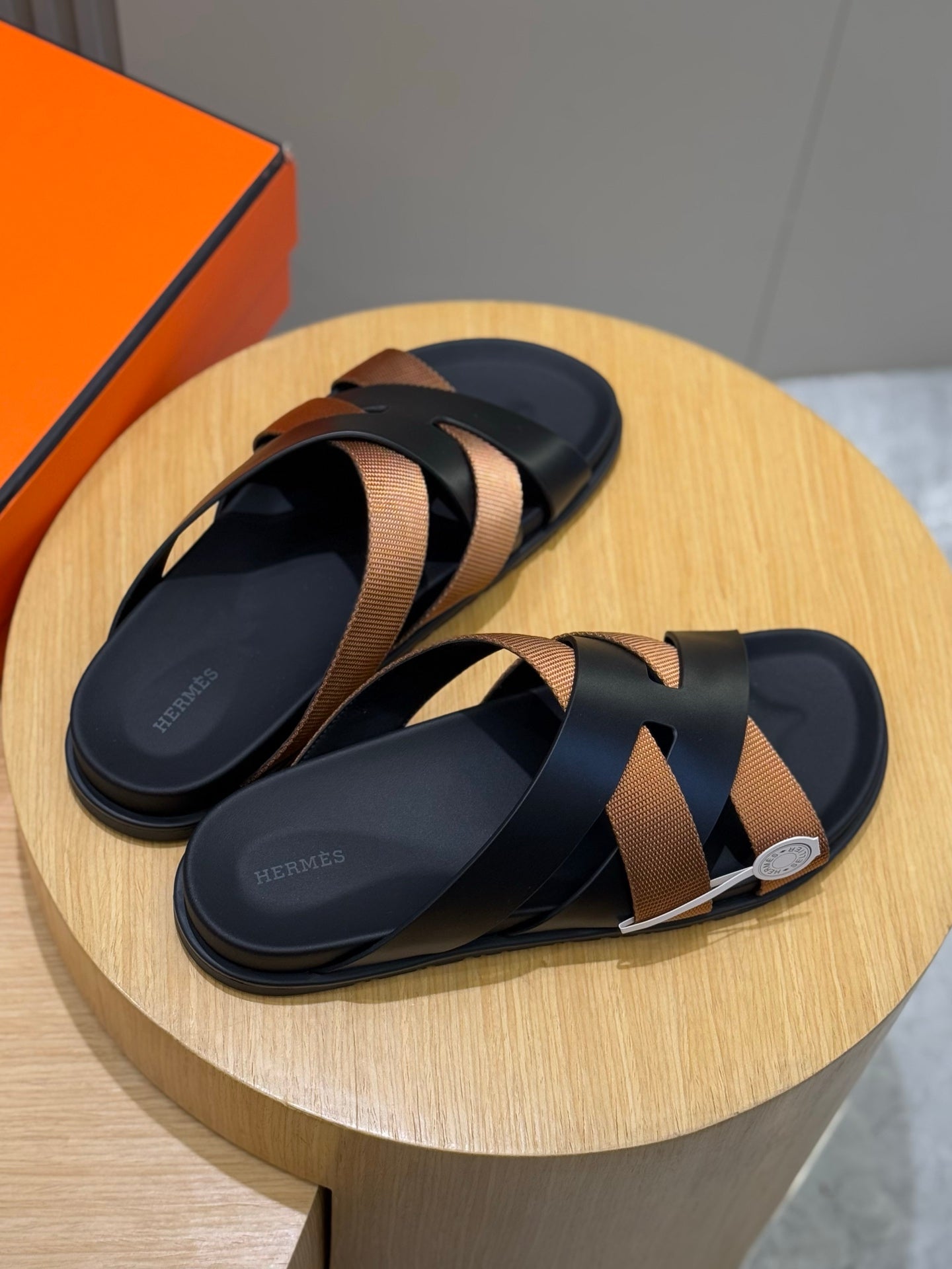 LuxluxHouse Best Quality Sandals Hermes